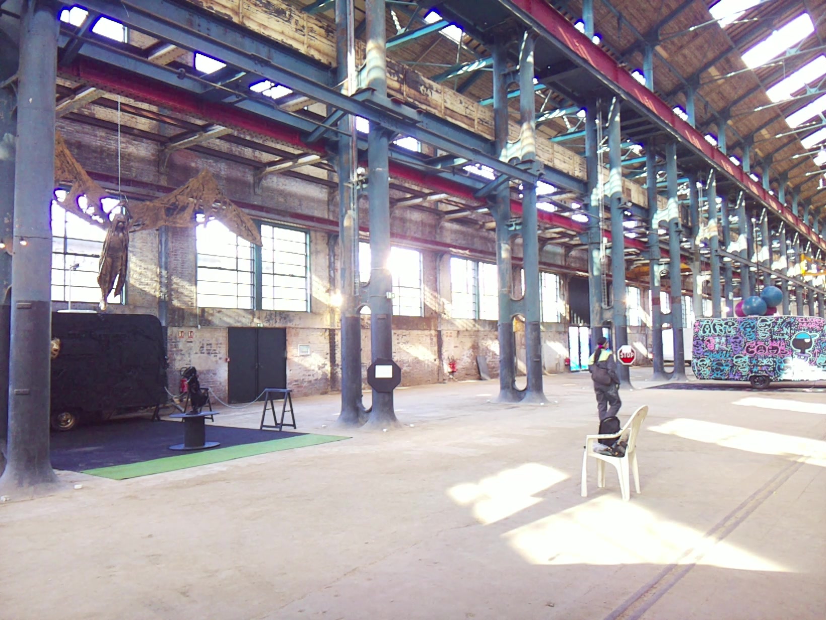 APB! Crime Reference: 6830A5C3C39FF. A Metha addict is wanted for lurking