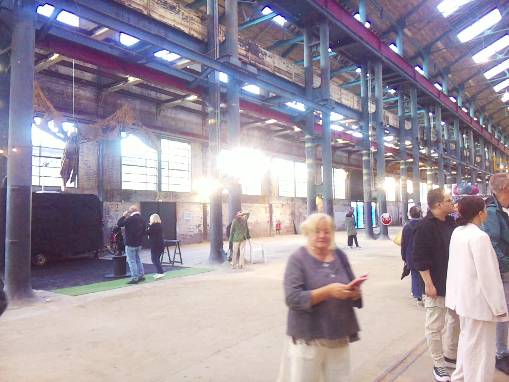 APB! Crime Reference: 6830BDF8C0ACE. A Metha addict is wanted for lurking