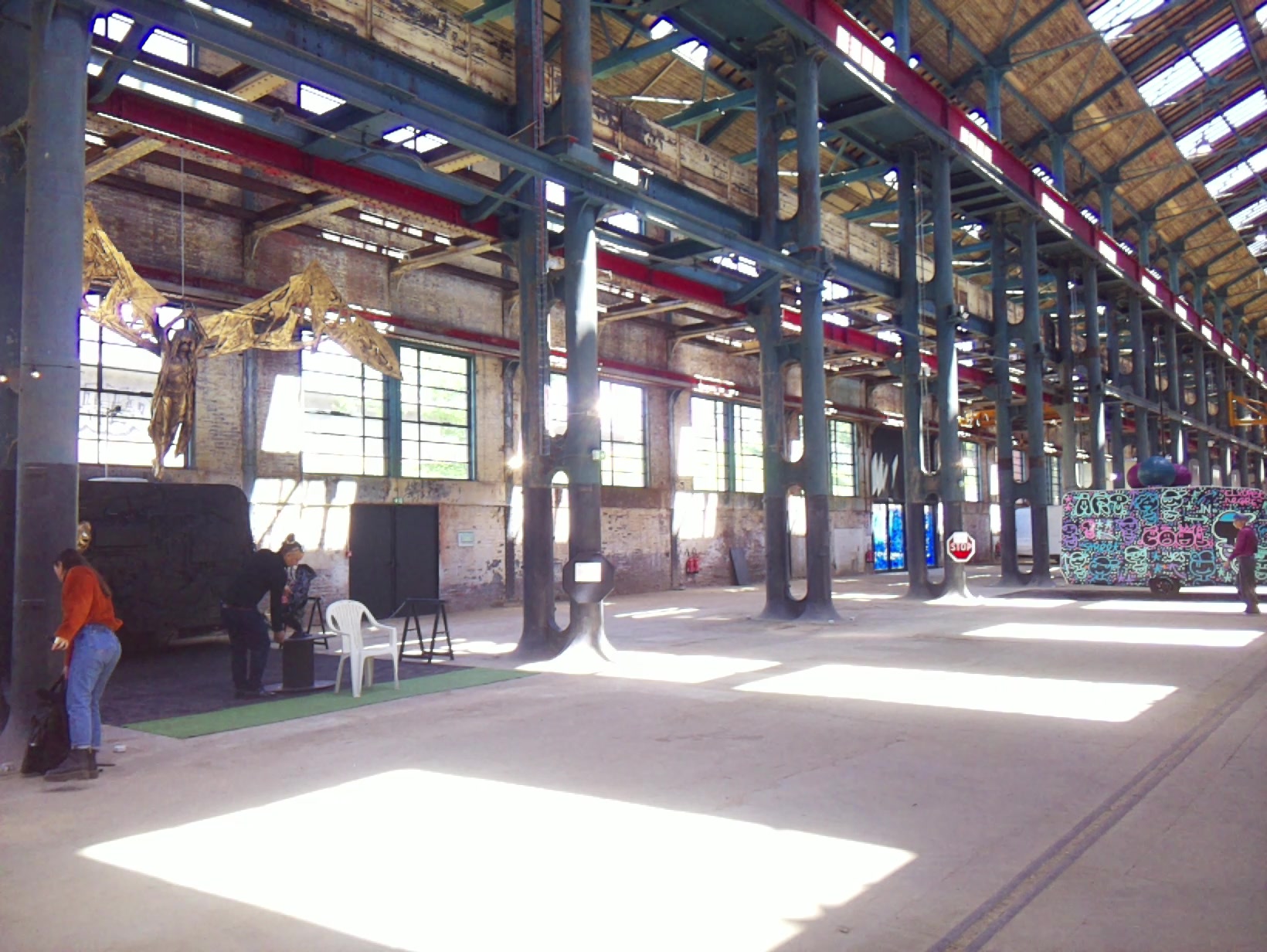 APB! Crime Reference: 6831ACA3BB1E2. A Metha addict is wanted for lurking