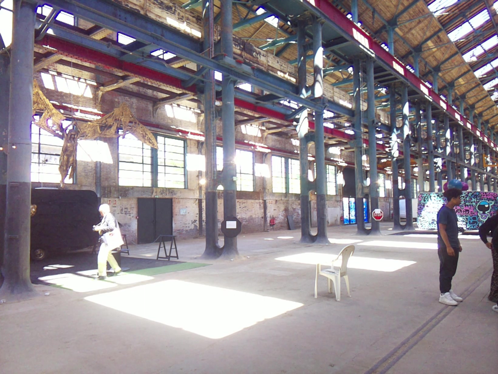 APB! Crime Reference: 6831C3BBA9780. A Metha addict is wanted for lurking