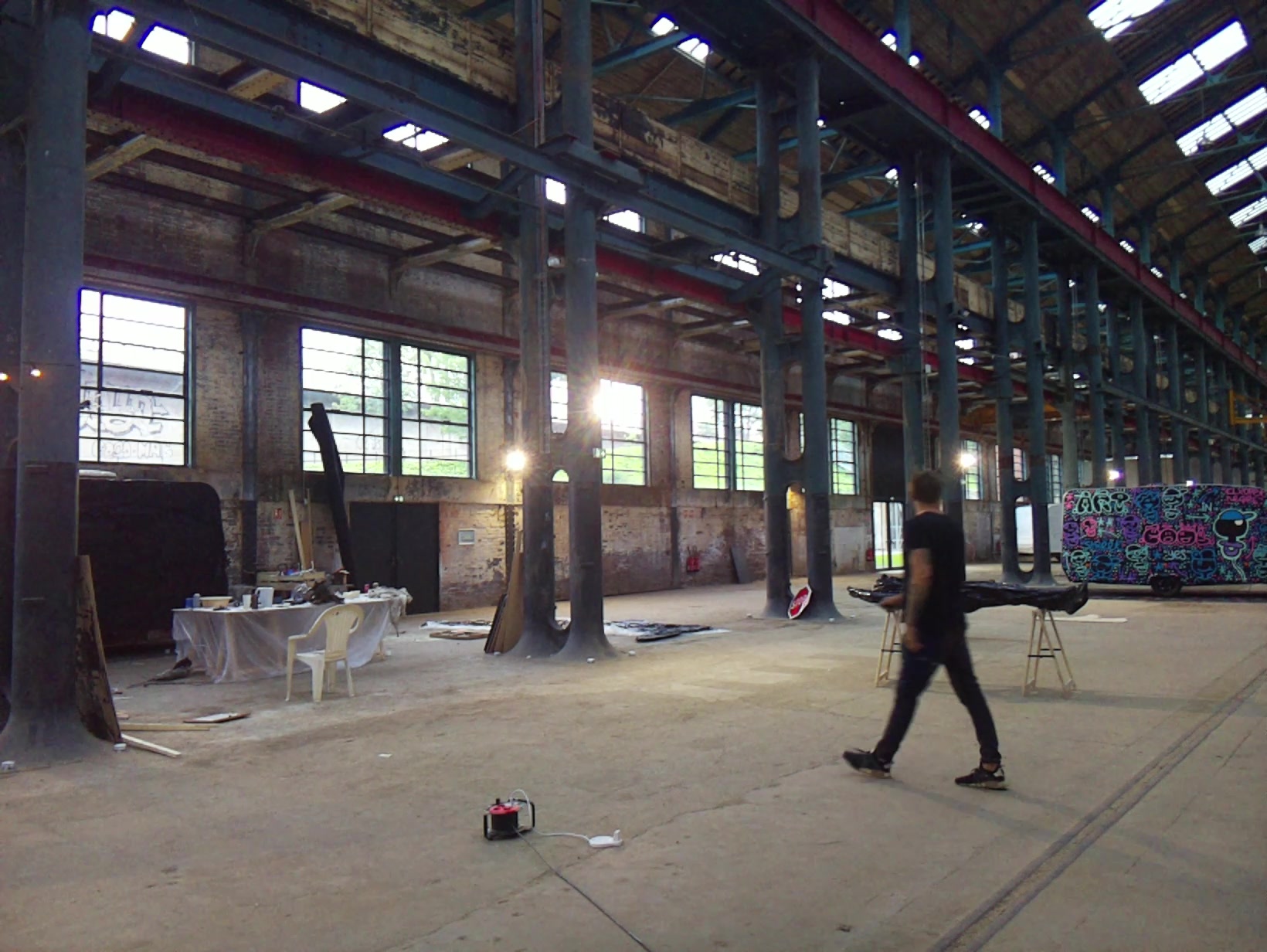 APB! Crime Reference: 682E175834F3B. A Metha addict is wanted for lurking