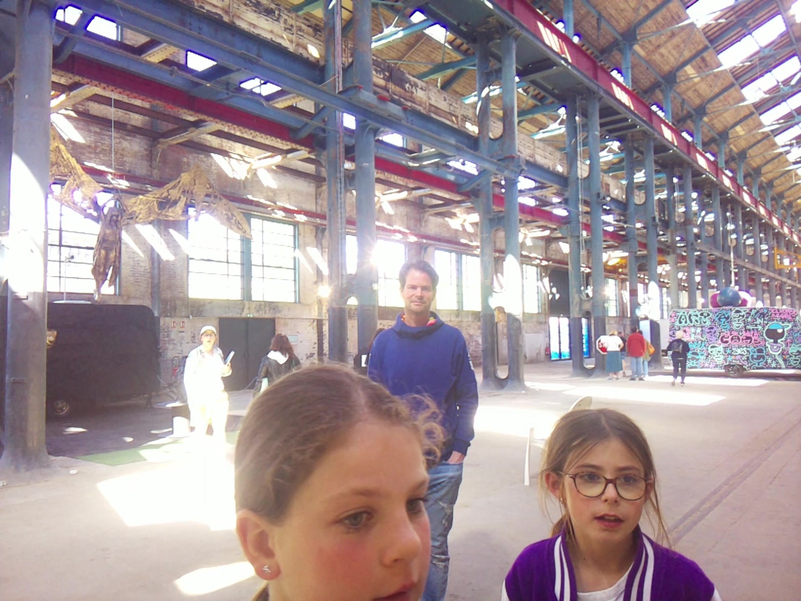 APB! Crime Reference: 6831DEE23C2D6. A Metha addict is wanted for lurking