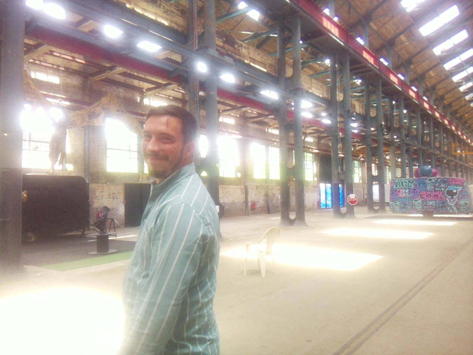 APB! Crime Reference: 6837028275015. A Metha addict is wanted for lurking