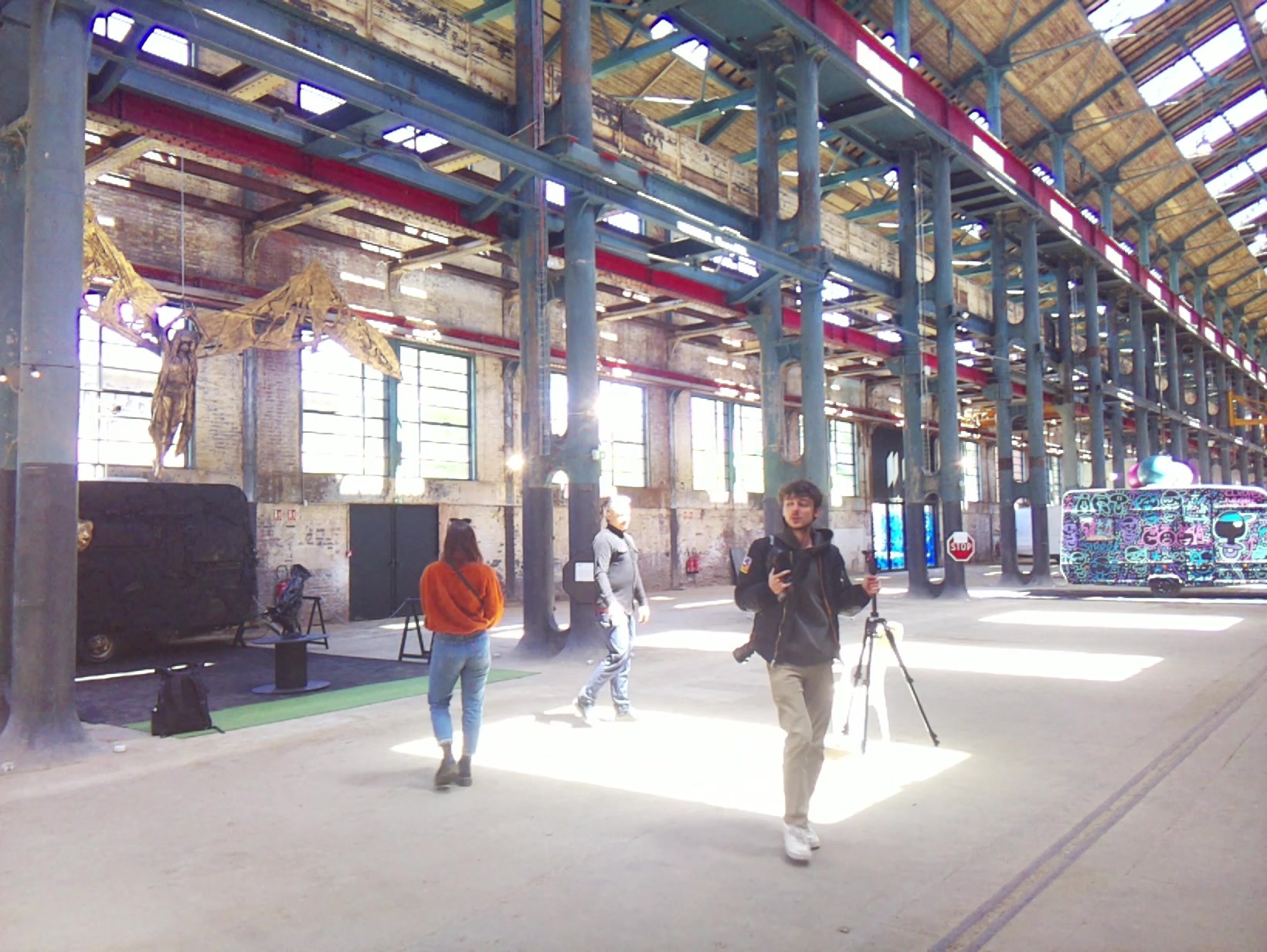 APB! Crime Reference: 6831B446C65D2. A Metha addict is wanted for lurking