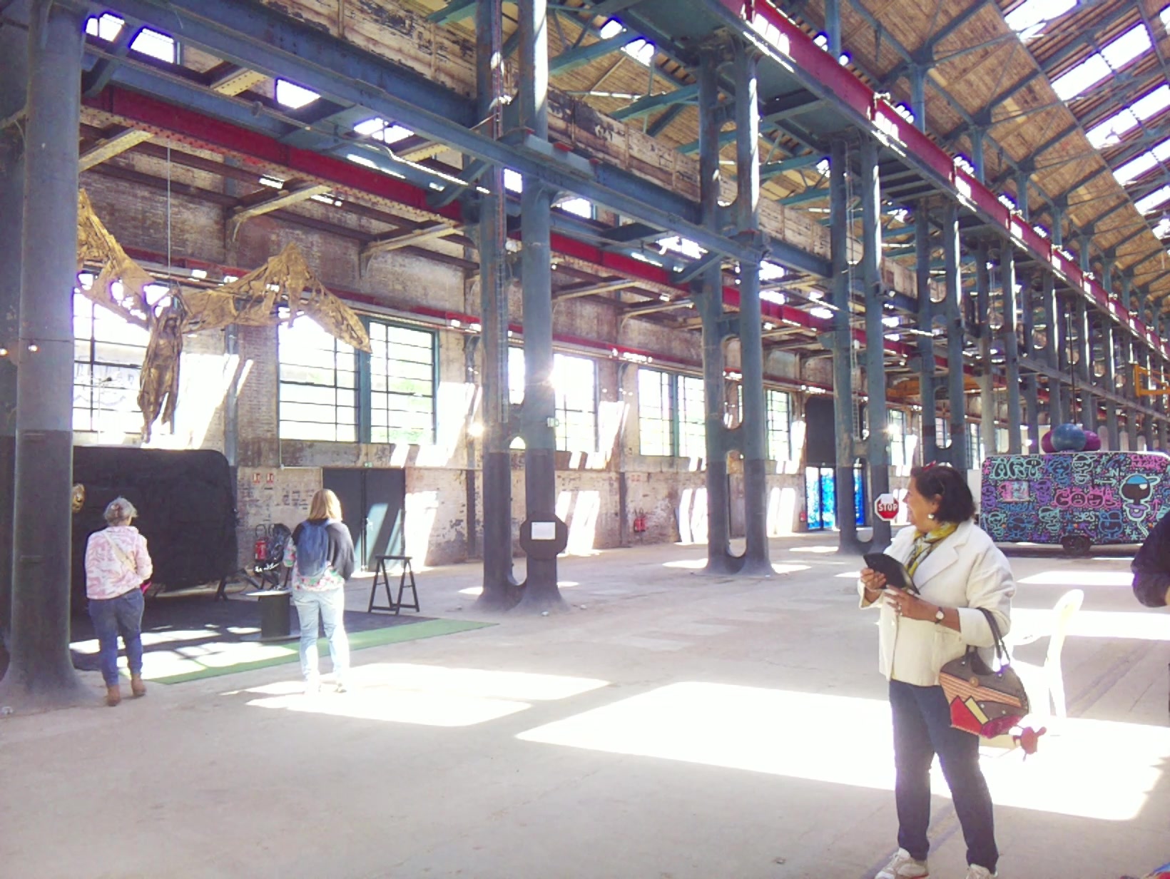 APB! Crime Reference: 68319FF6ADD39. A Metha addict is wanted for lurking