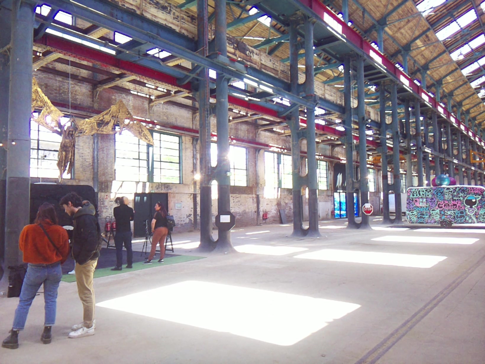 APB! Crime Reference: 6831B031BD002. A Metha addict is wanted for lurking