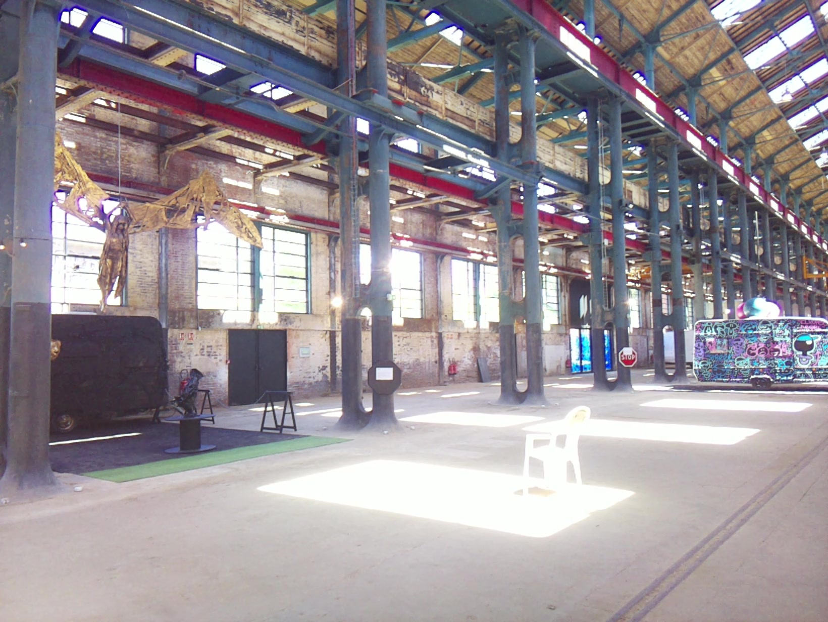 APB! Crime Reference: 6831B45AE7B39. A Metha addict is wanted for lurking