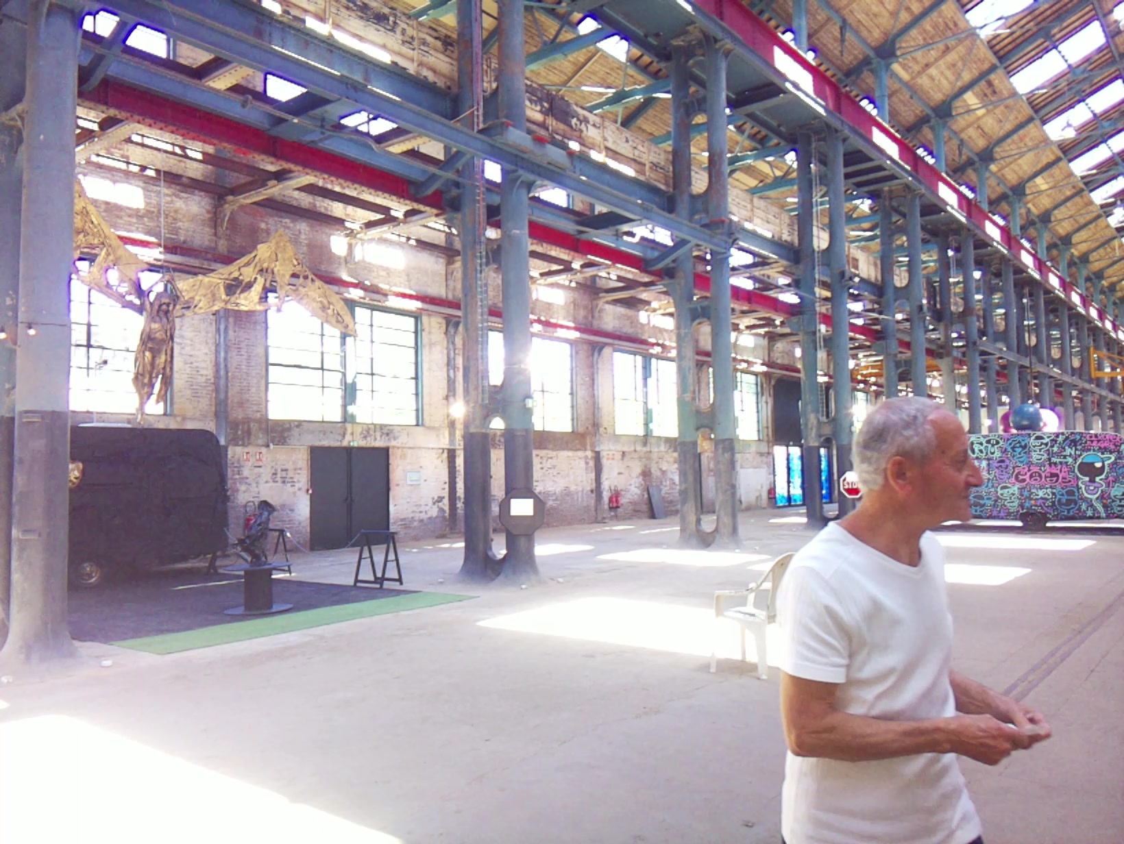 APB! Crime Reference: 6831BA349FC8E. A Metha addict is wanted for lurking