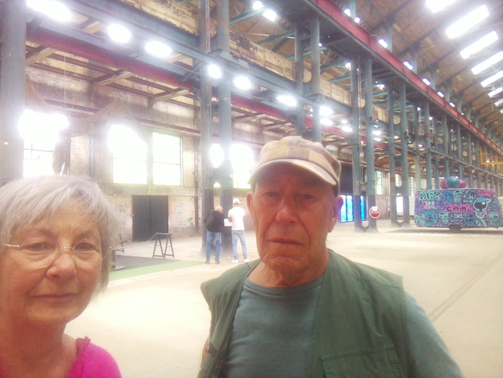 APB! Crime Reference: 683708082BD18. A Metha addict is wanted for lurking