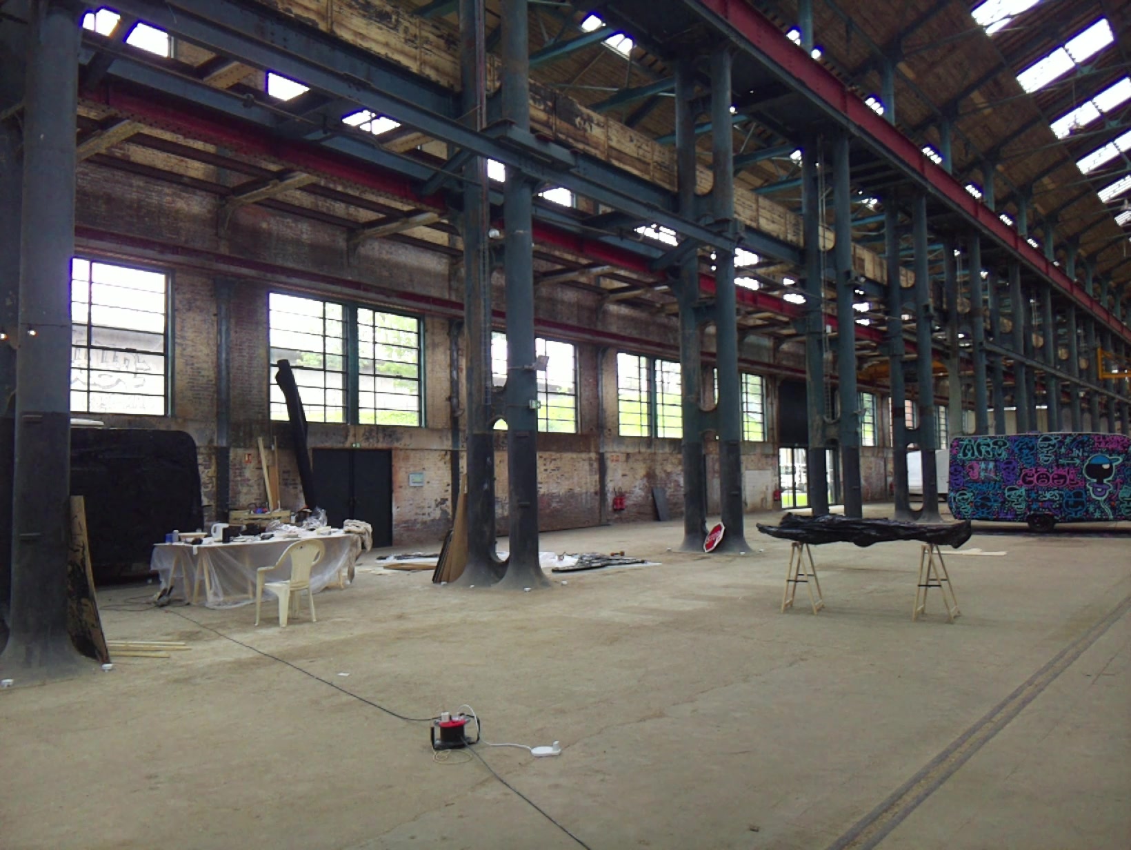 APB! Crime Reference: 682DE1773C16F. Wanted for Lurking