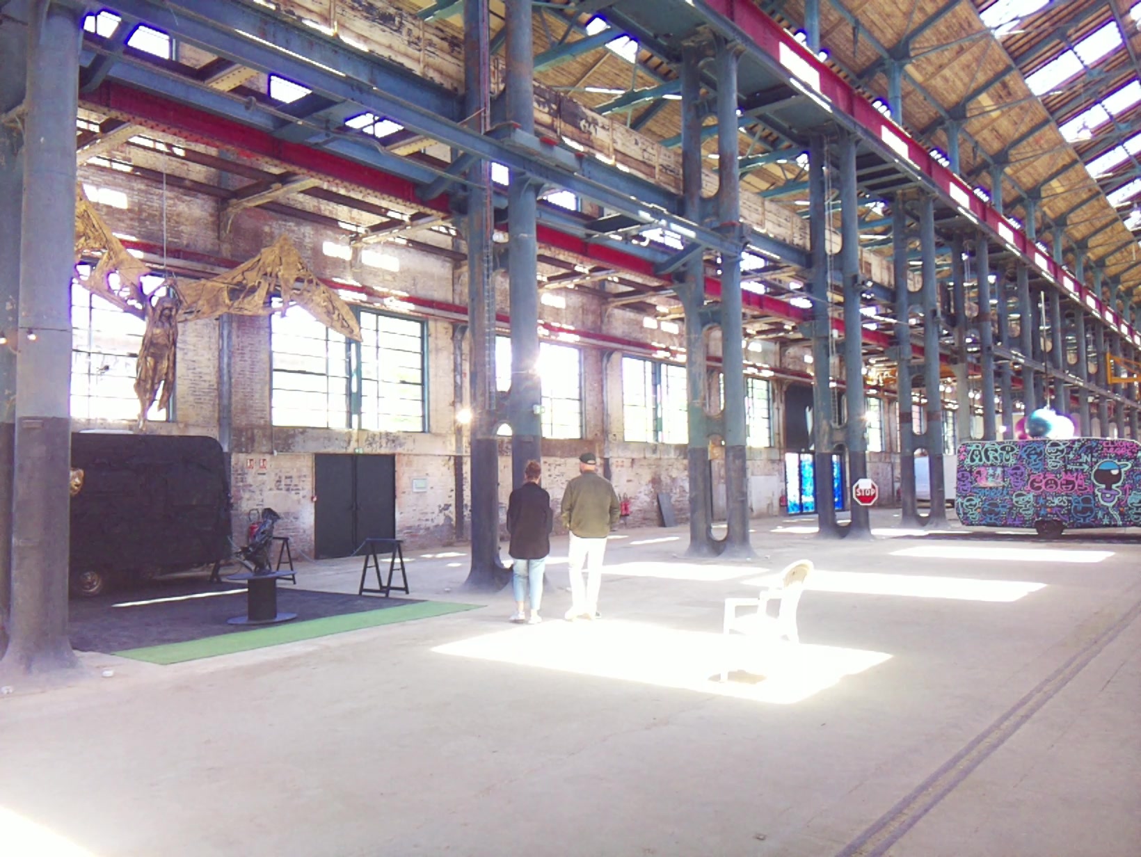 APB! Crime Reference: 6831B78E7FAE8. A Metha addict is wanted for lurking