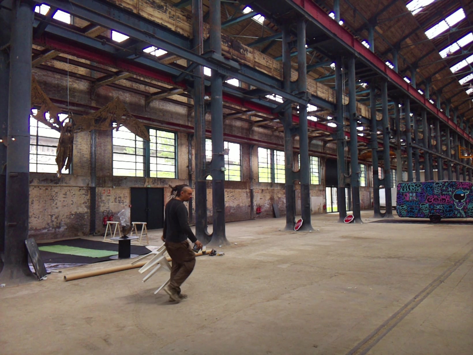 APB! Crime Reference: 68305F3B3AB59. A Metha addict is wanted for lurking