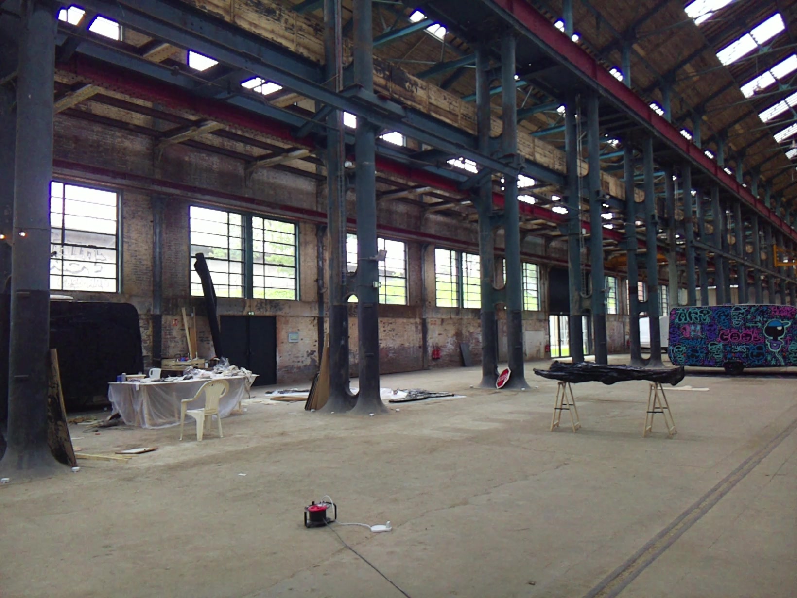 APB! Crime Reference: 682DFF86E9347. A Metha addict is wanted for lurking