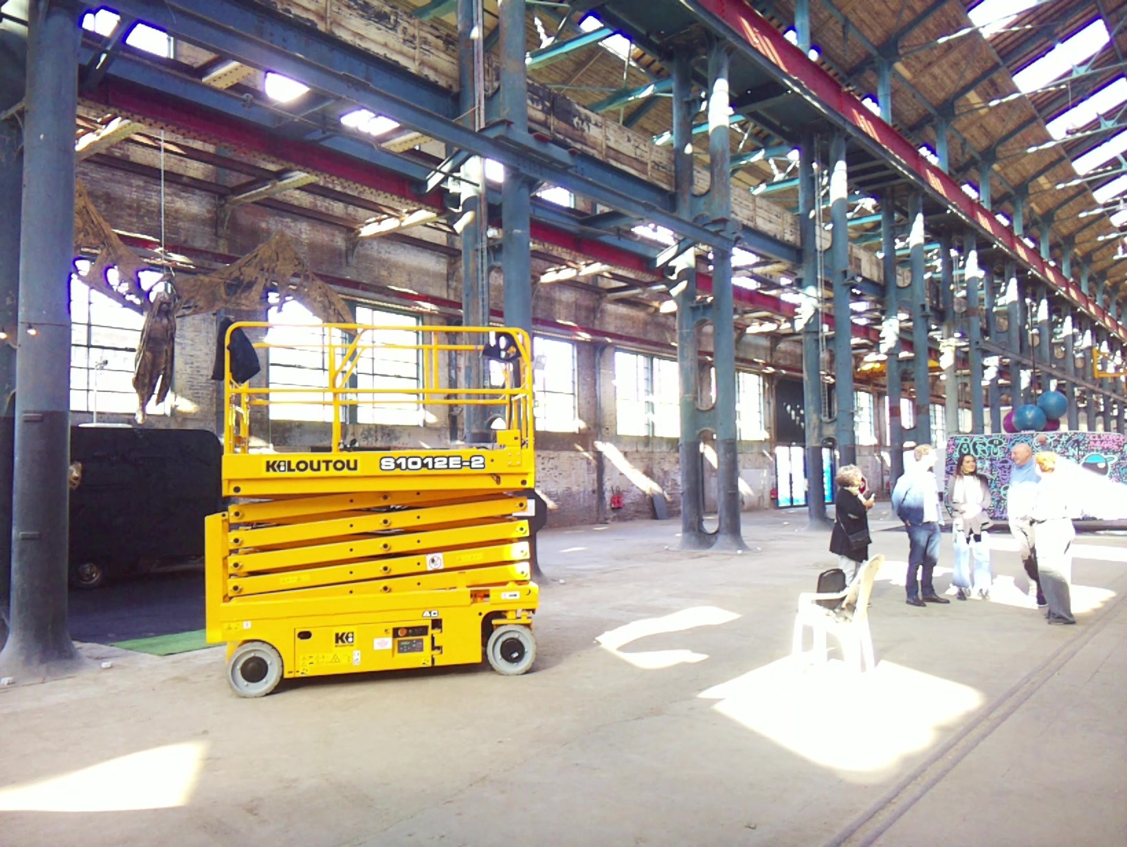 APB! Crime Reference: 6830A12ABFB34. A Metha addict is wanted for lurking