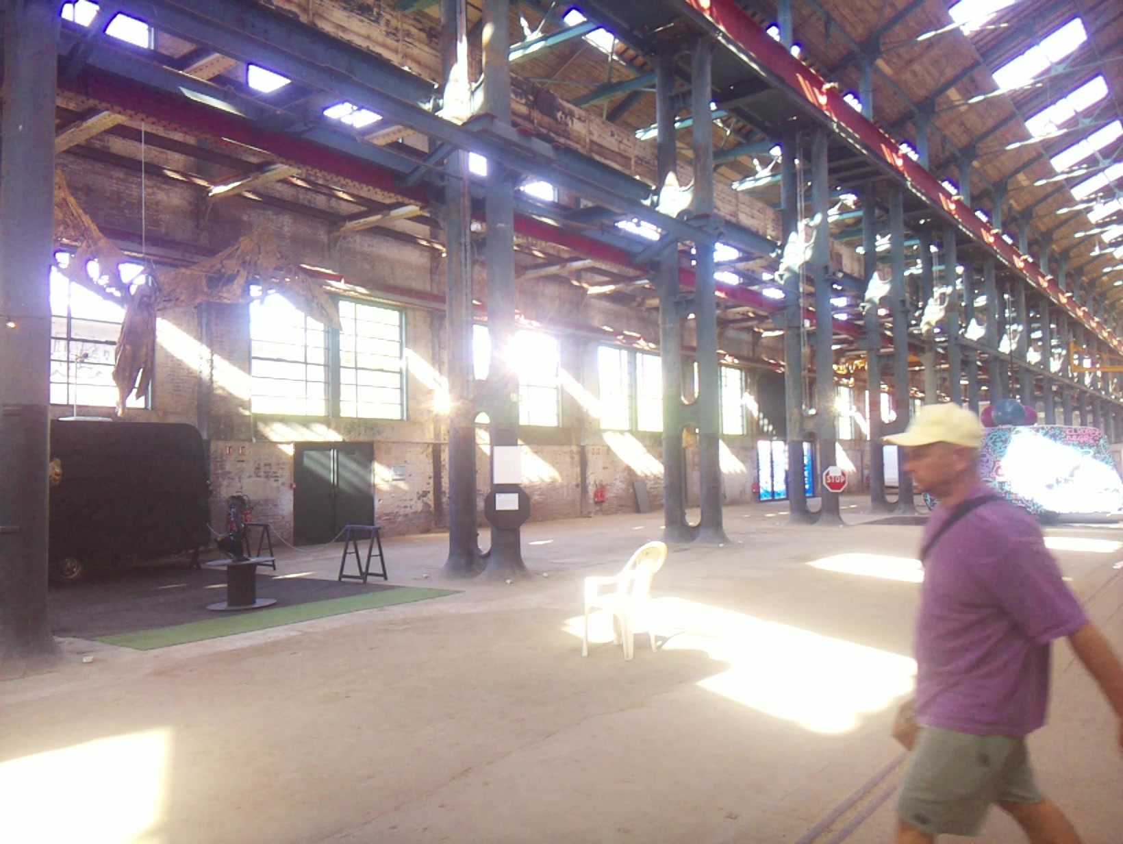 APB! Crime Reference: 683884C8093A7. A Metha addict is wanted for lurking