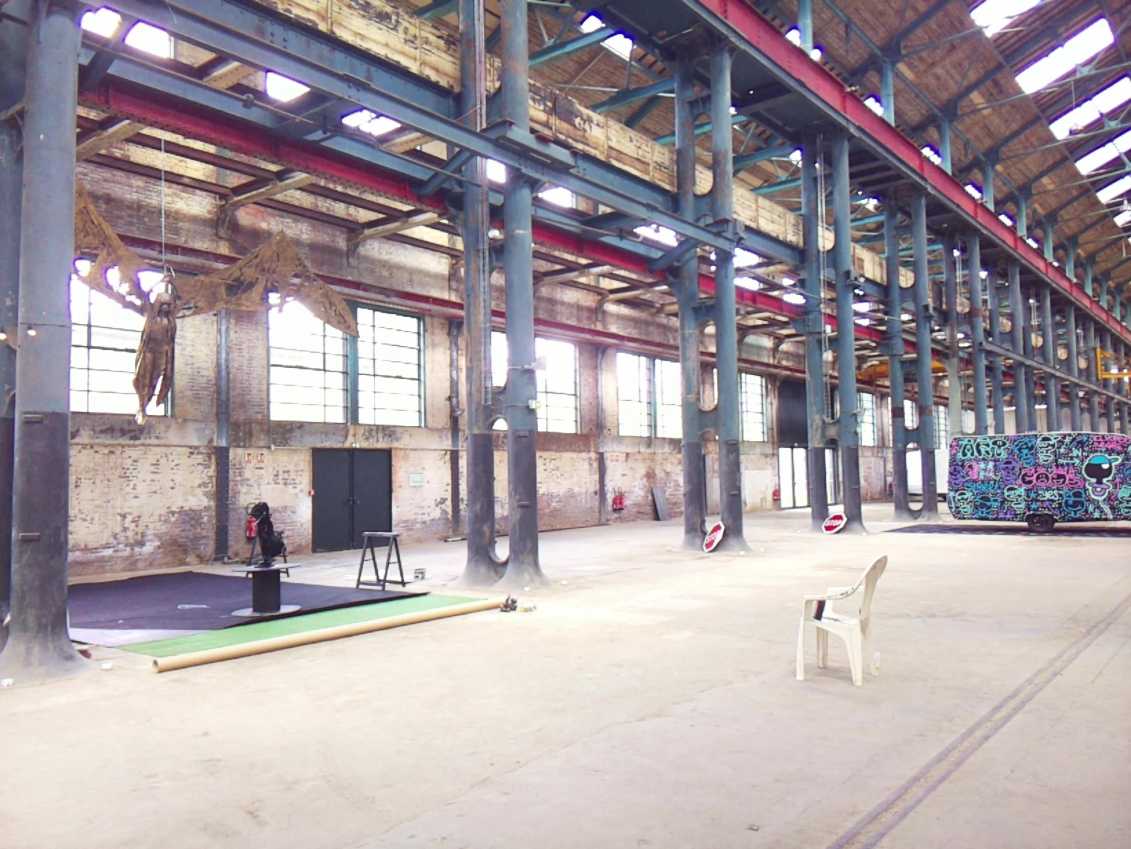 APB! Crime Reference: 68307C148D418. A Metha addict is wanted for lurking