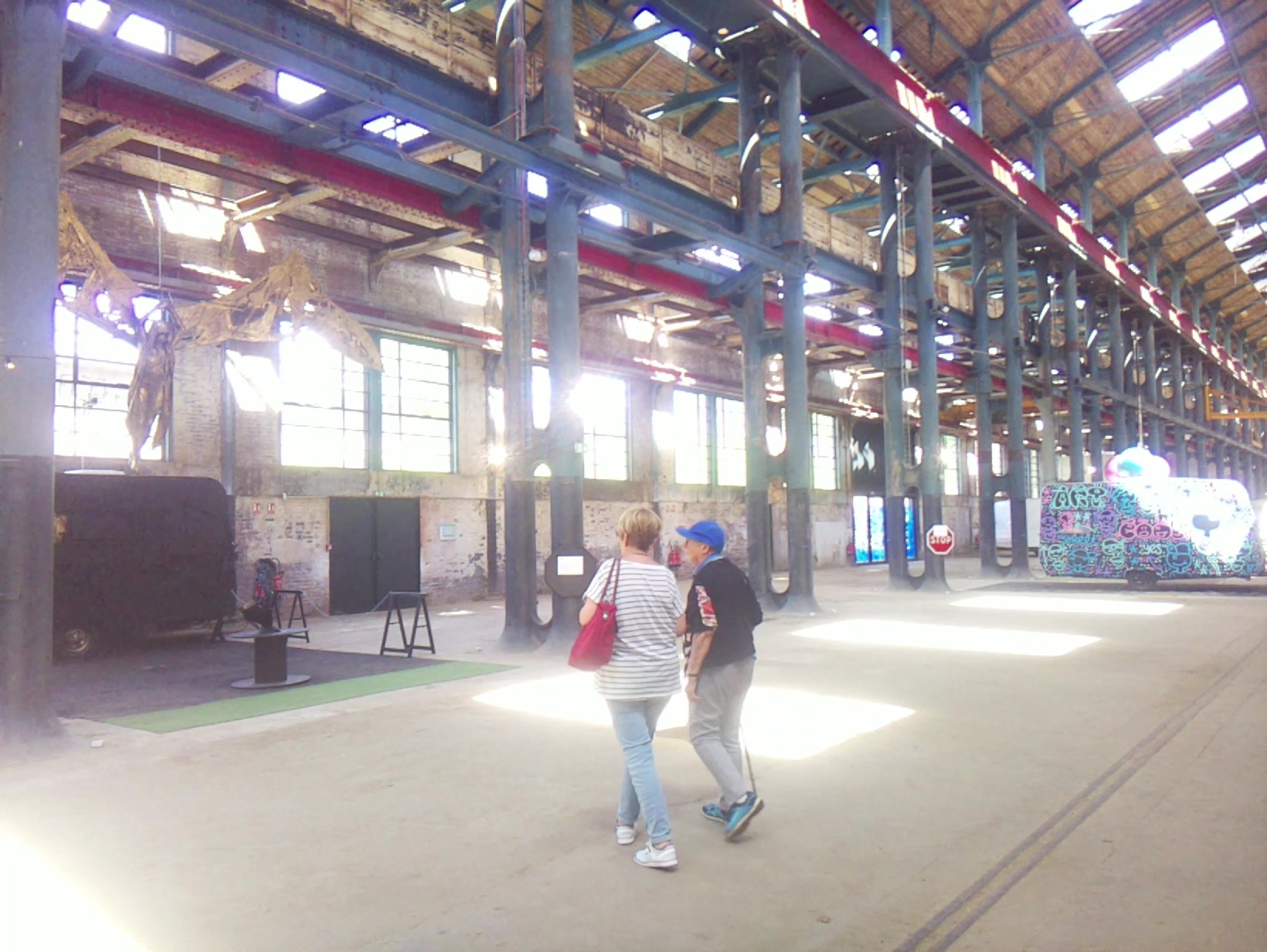 APB! Crime Reference: 6838625DE136D. A Metha addict is wanted for lurking