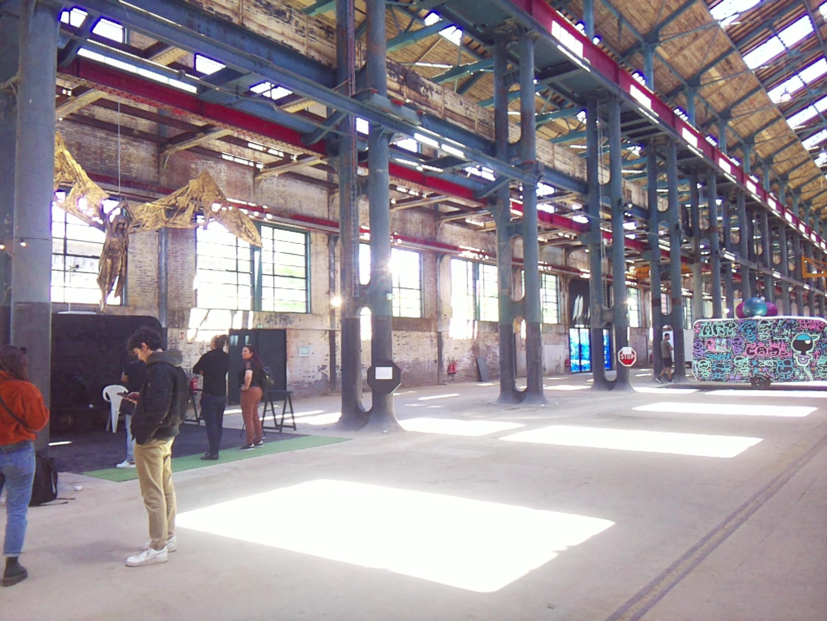 APB! Crime Reference: 6831B00AE717B. A Metha addict is wanted for lurking