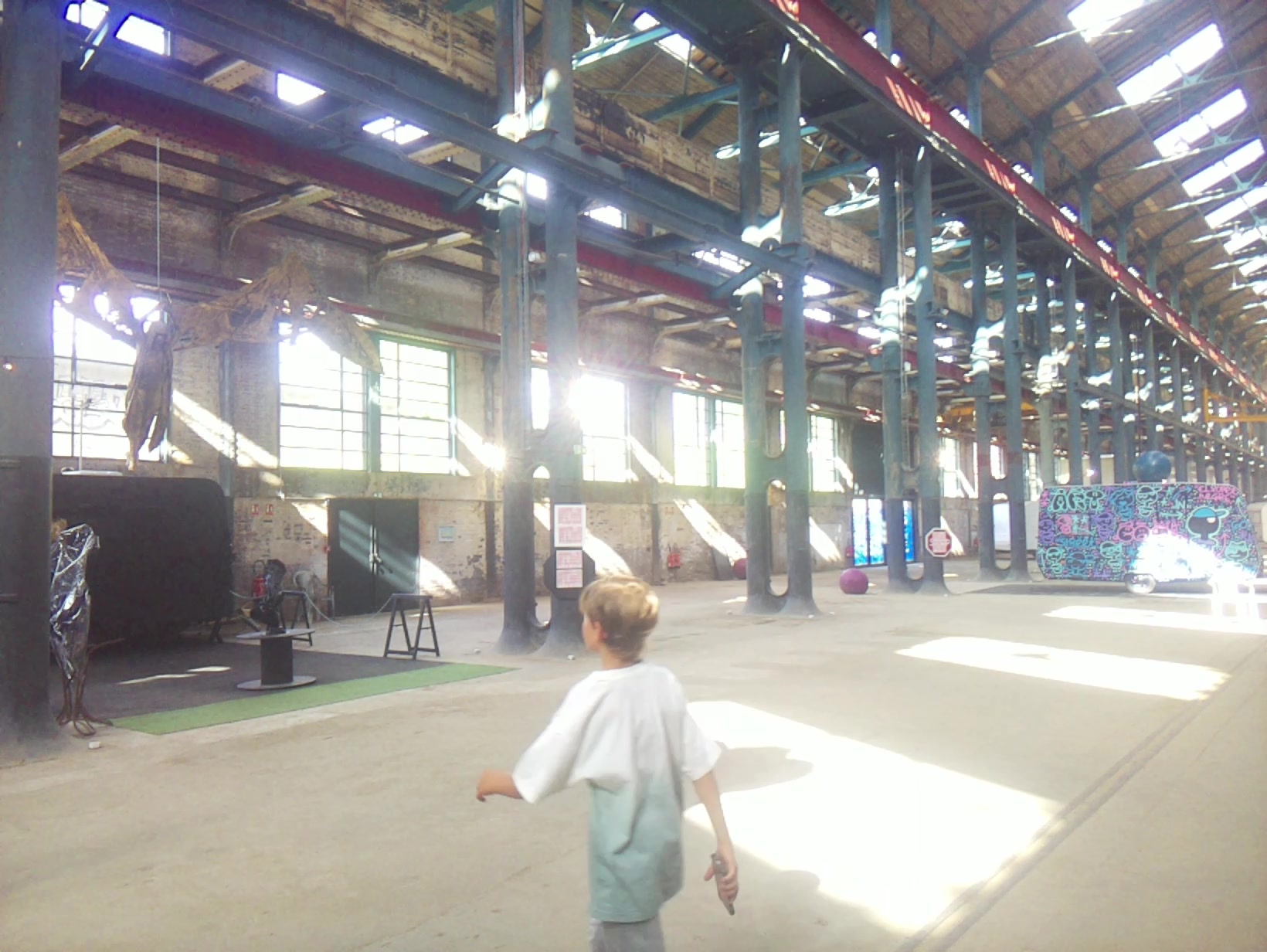 APB! Crime Reference: 684461931AAB3. A Metha addict is wanted for lurking