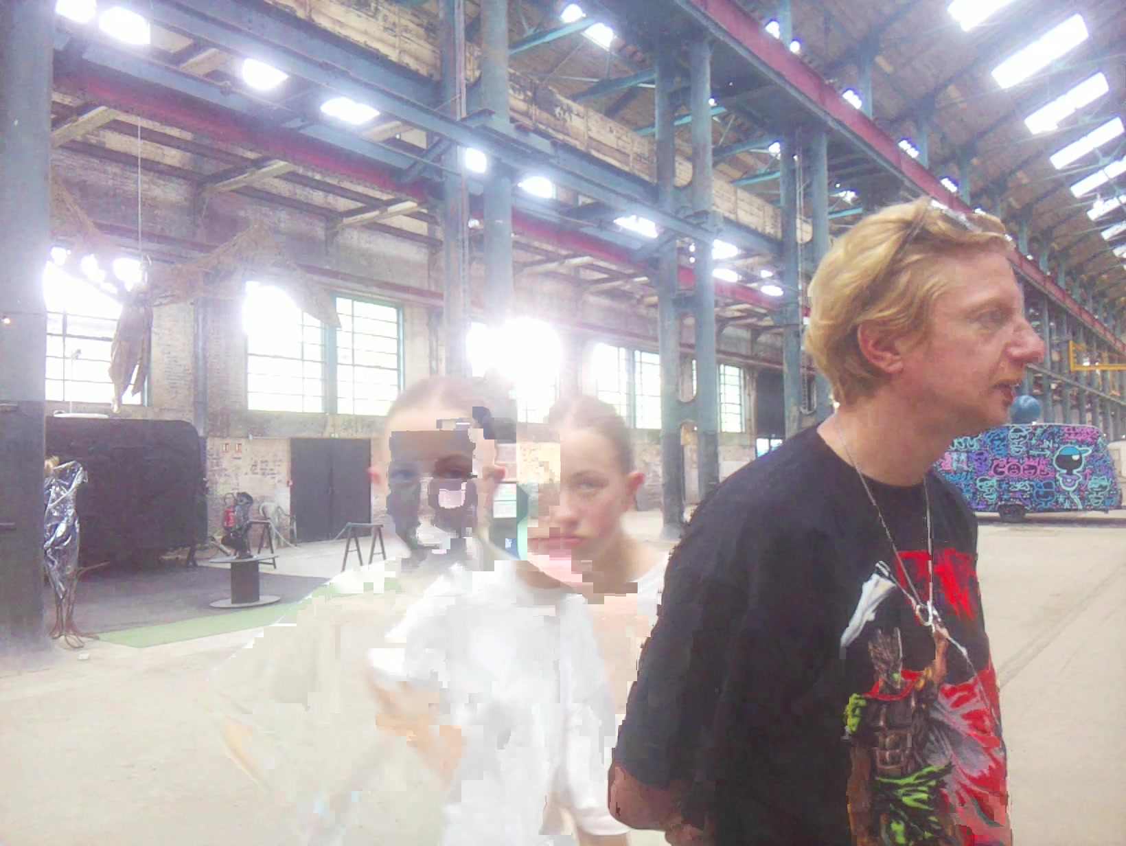 APB! Crime Reference: 684EDE5257608. A Metha addict is wanted for lurking