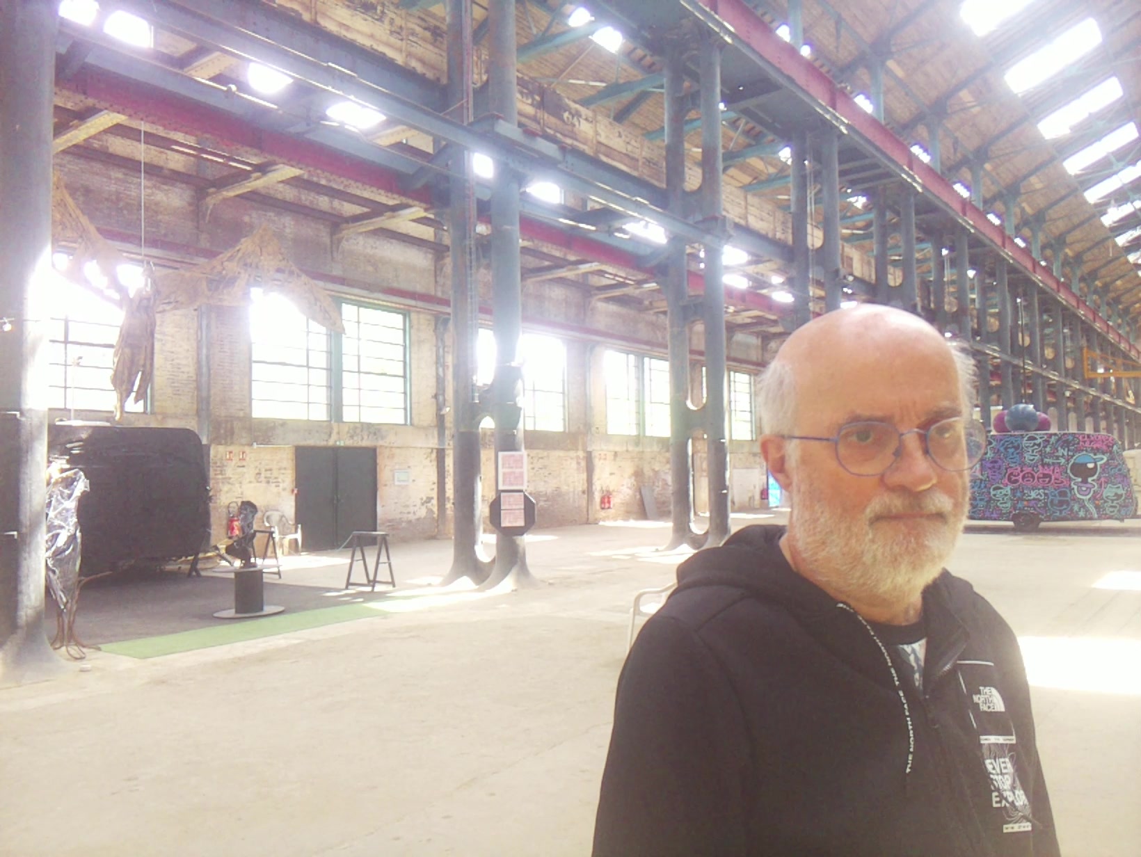 APB! Crime Reference: 6841668EA04C1. A Metha addict is wanted for lurking