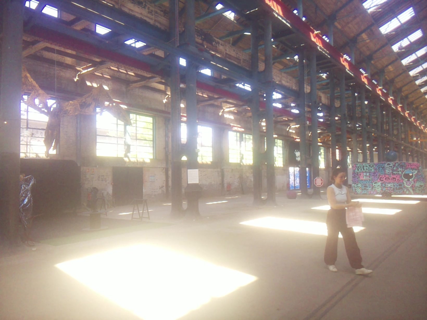 APB! Crime Reference: 6852C8EF7F5AB. A Metha addict is wanted for lurking