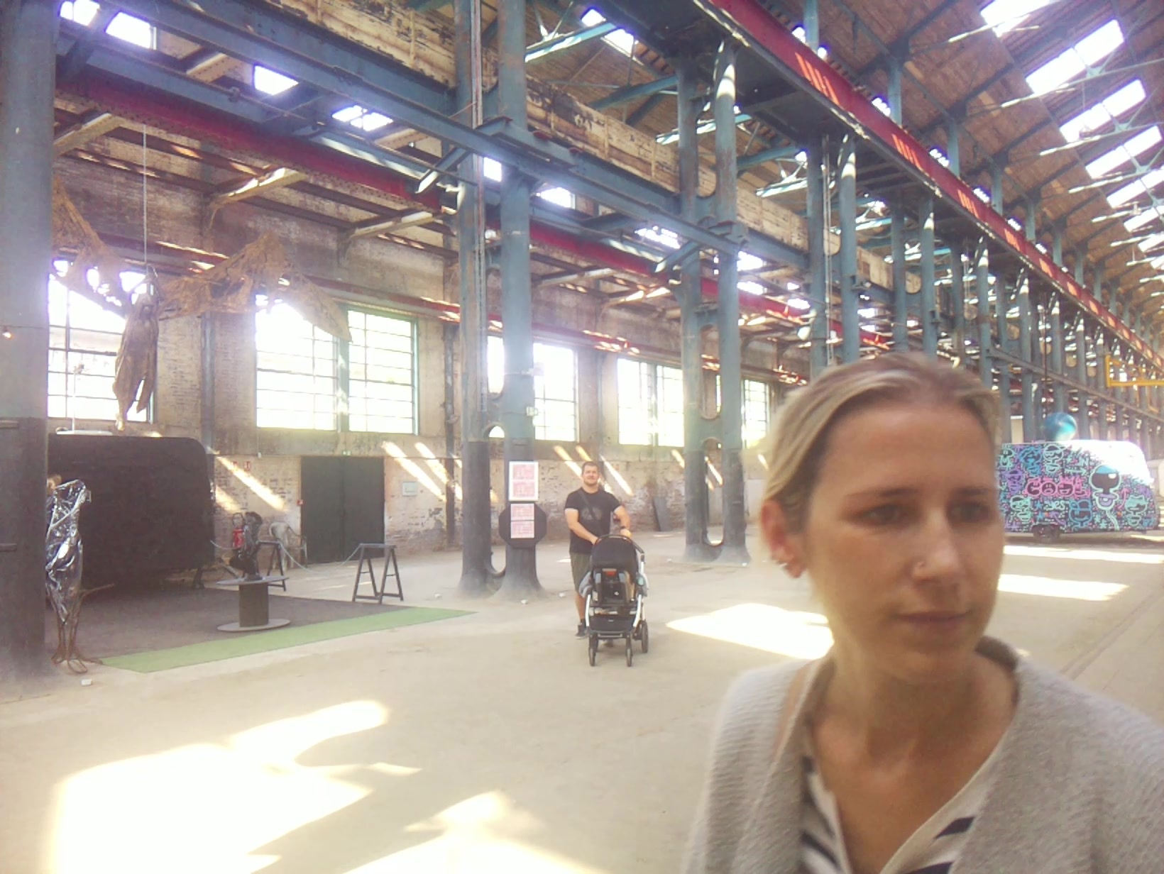 APB! Crime Reference: 6845AEE34E8BE. A Metha addict is wanted for lurking