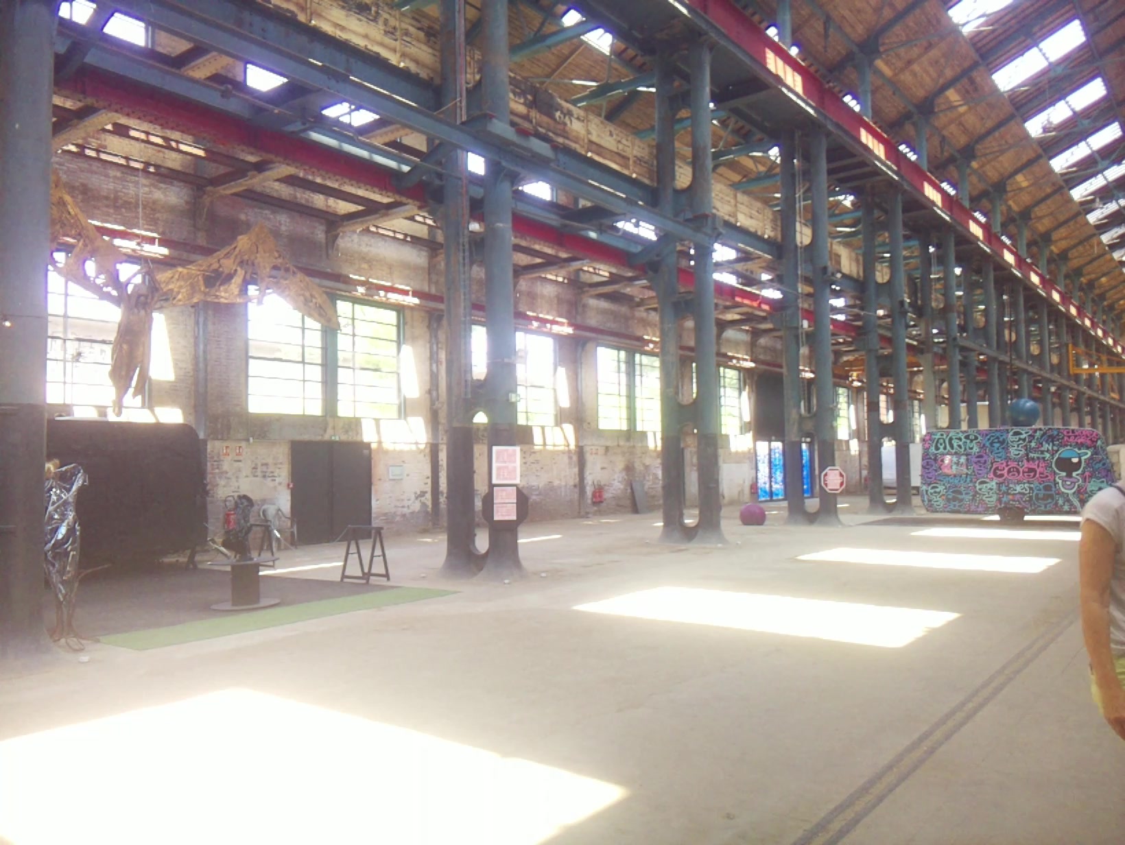 APB! Crime Reference: 6846D60367FA3. A Metha addict is wanted for lurking