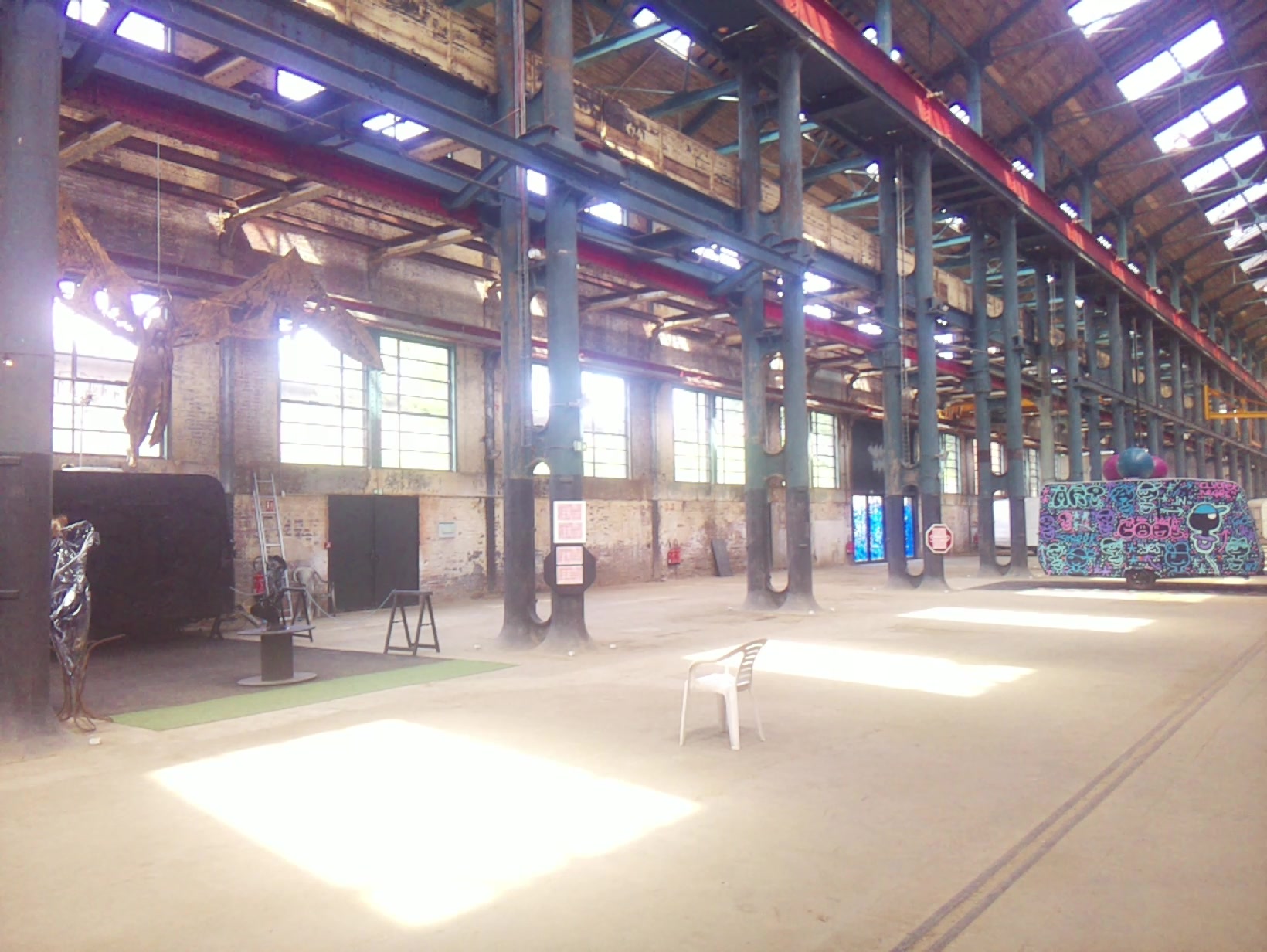 APB! Crime Reference: 683F01C3CE3FD. A Metha addict is wanted for lurking