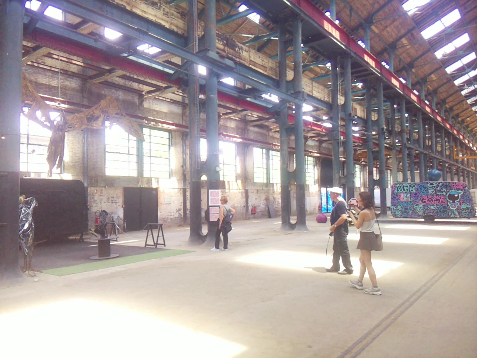 APB! Crime Reference: 684583405DD80. A Metha addict is wanted for lurking