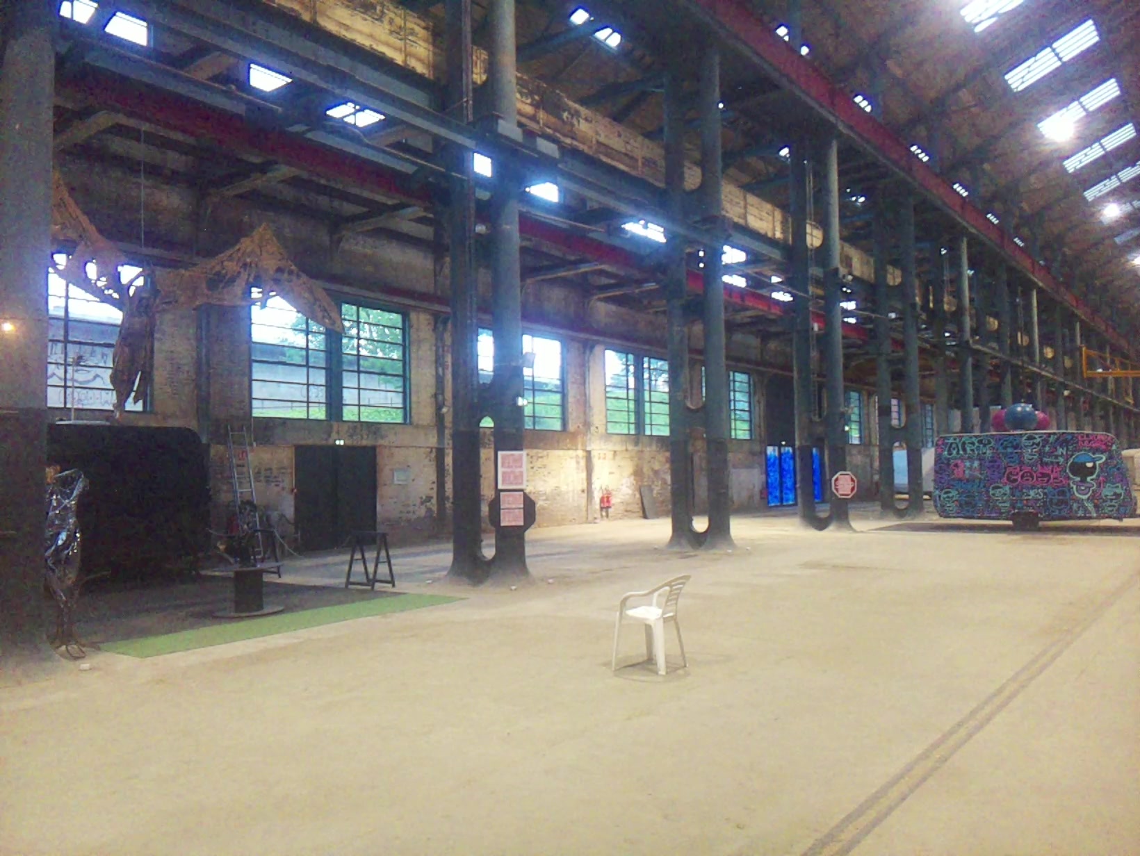 APB! Crime Reference: 683DE7F5088DF. A Metha addict is wanted for lurking