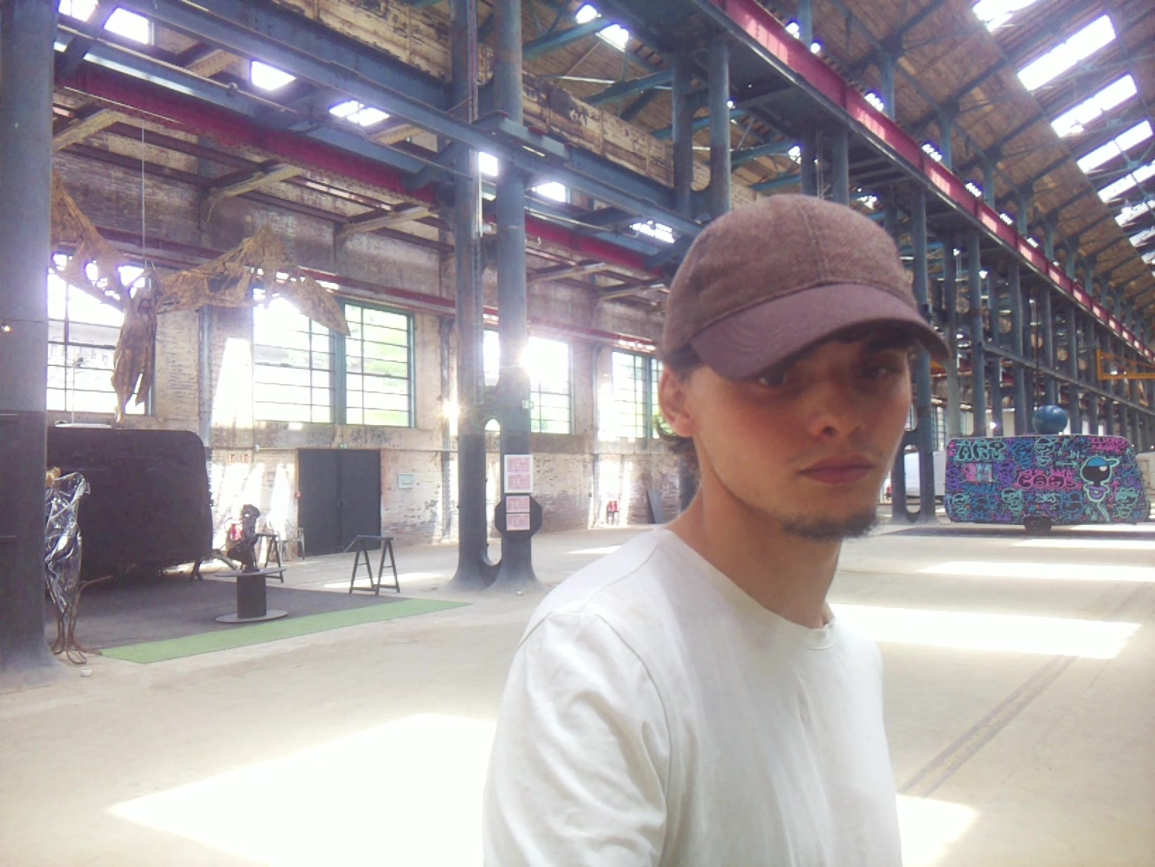 APB! Crime Reference: 684EAD1C6CC8D. A Metha addict is wanted for lurking