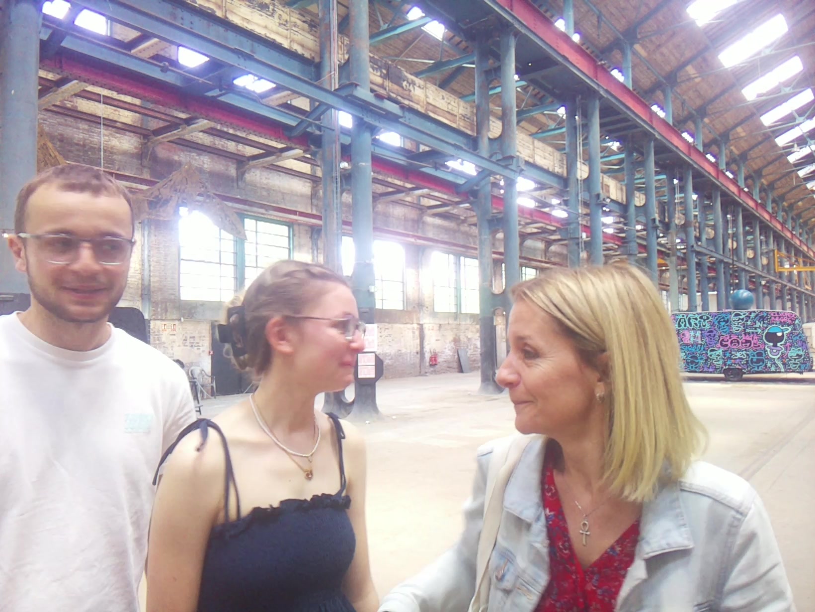 APB! Crime Reference: 6845894853A90. A Metha addict is wanted for lurking