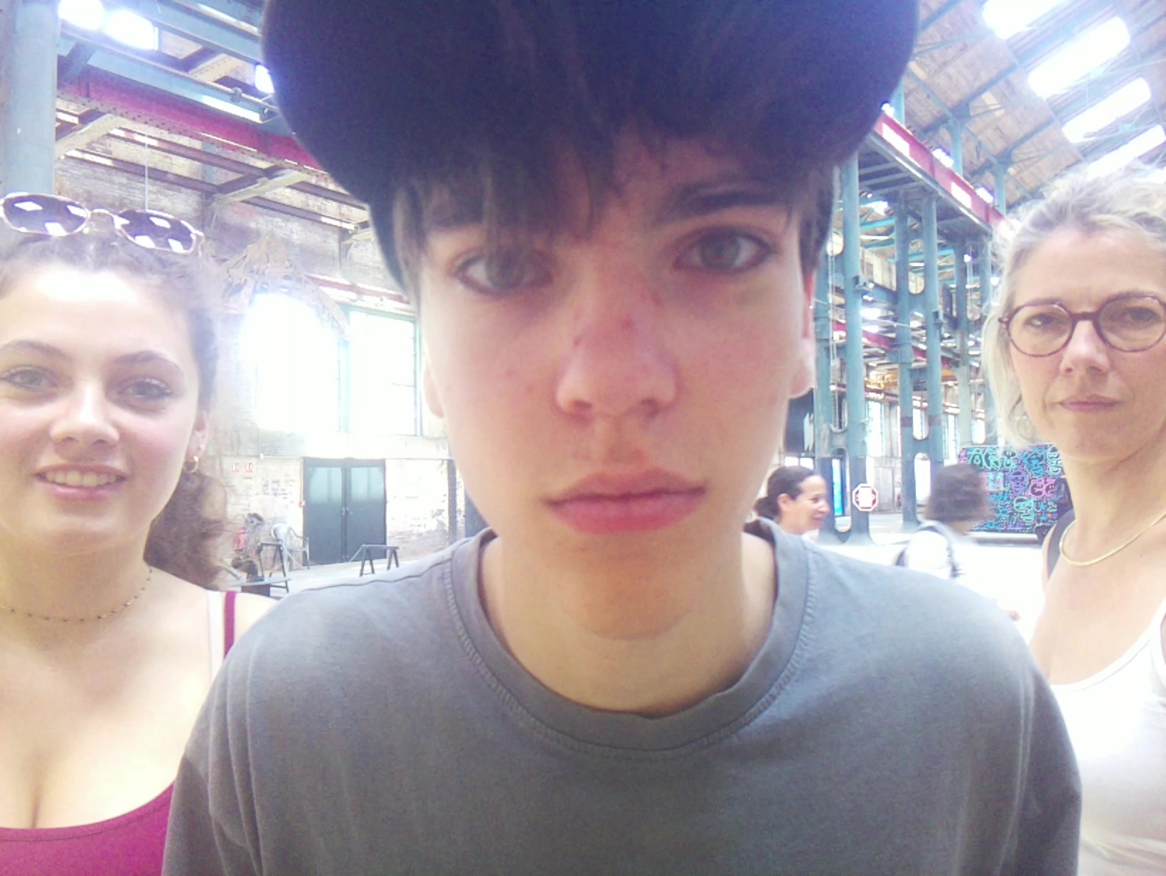 APB! Crime Reference: 68457D1ED2248. A Metha addict is wanted for lurking