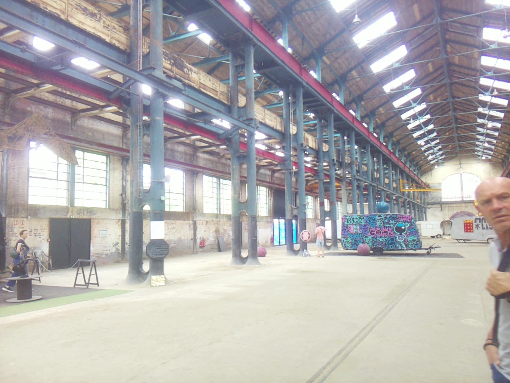 APB! Crime Reference: 686A763EDD481. A Metha addict is wanted for lurking