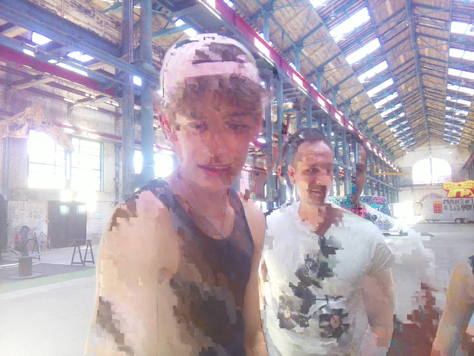 APB! Crime Reference: 6867C7879EFCD. A Metha addict is wanted for lurking