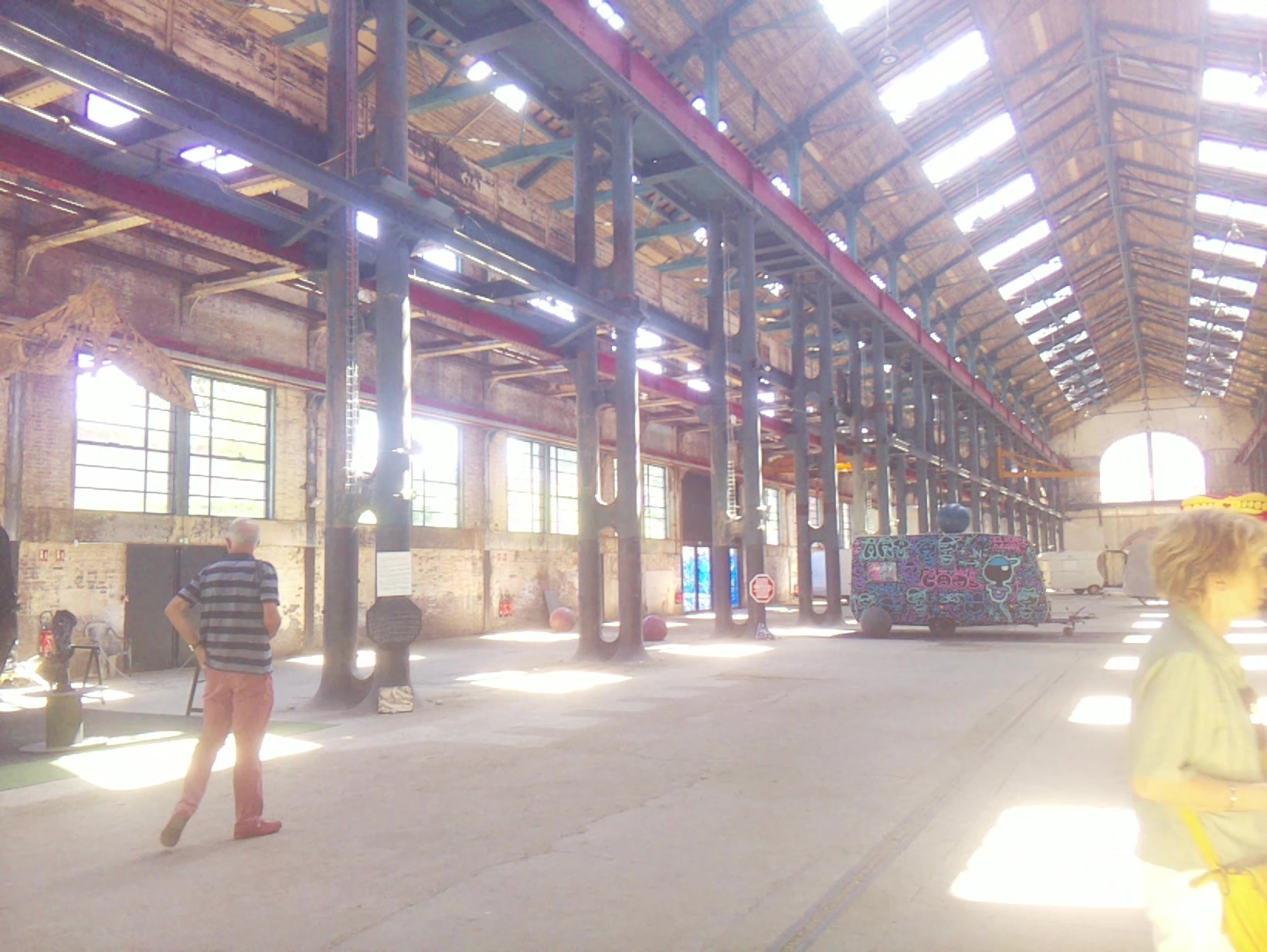 APB! Crime Reference: 686F875CA1581. A Metha addict is wanted for lurking