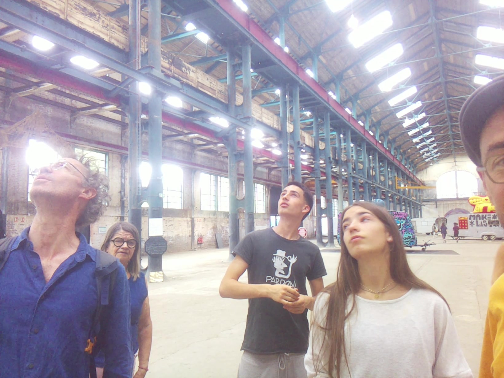 APB! Crime Reference: 686A86D8E4032. A Metha addict is wanted for lurking