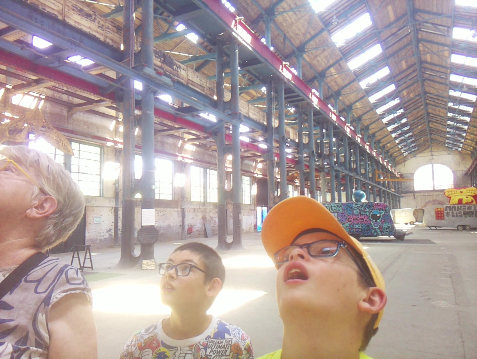 APB! Crime Reference: 689B1DA55B6DA. A Metha addict is wanted for lurking