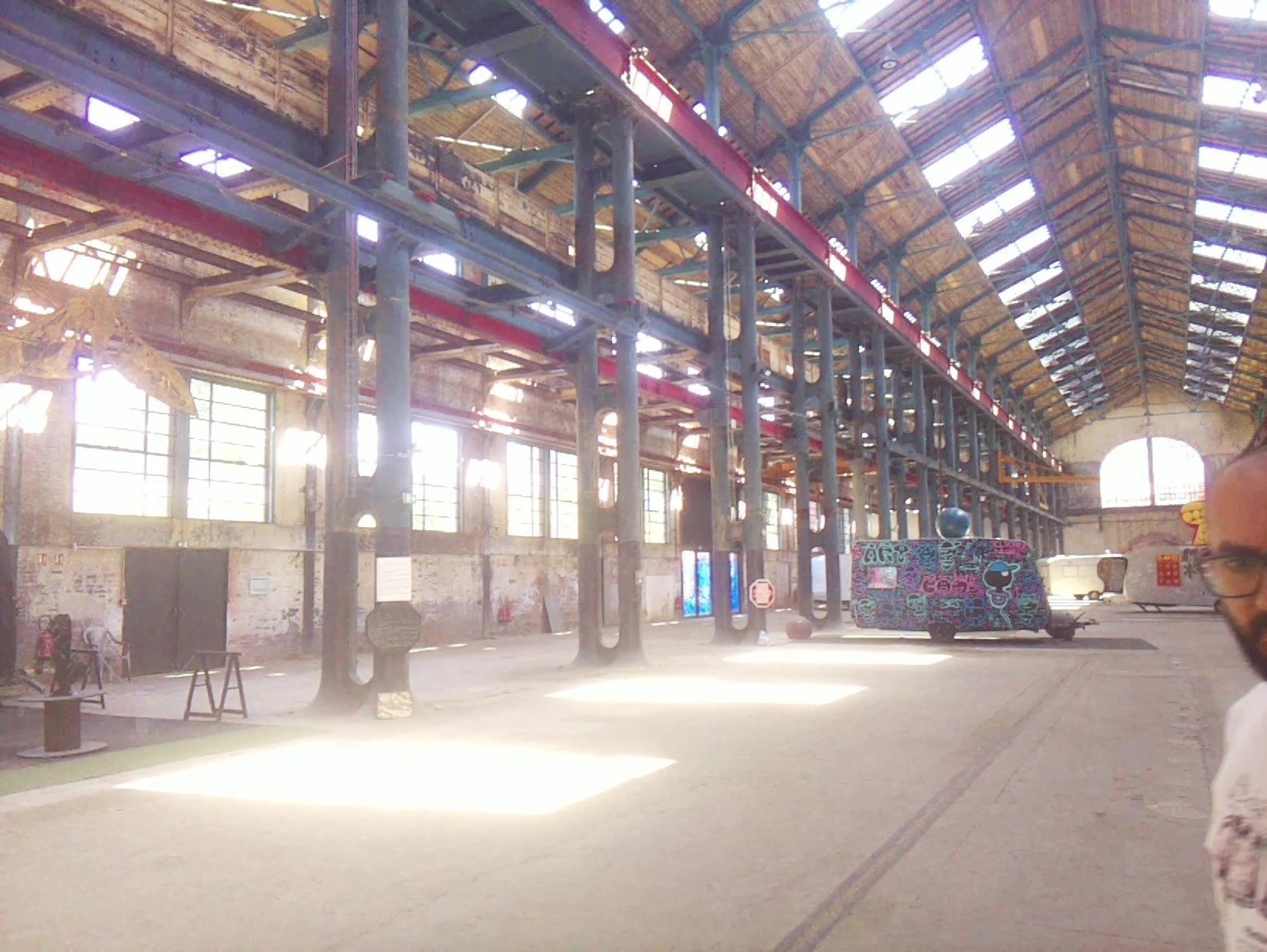 APB! Crime Reference: 689F142A64CC1. A Metha addict is wanted for lurking