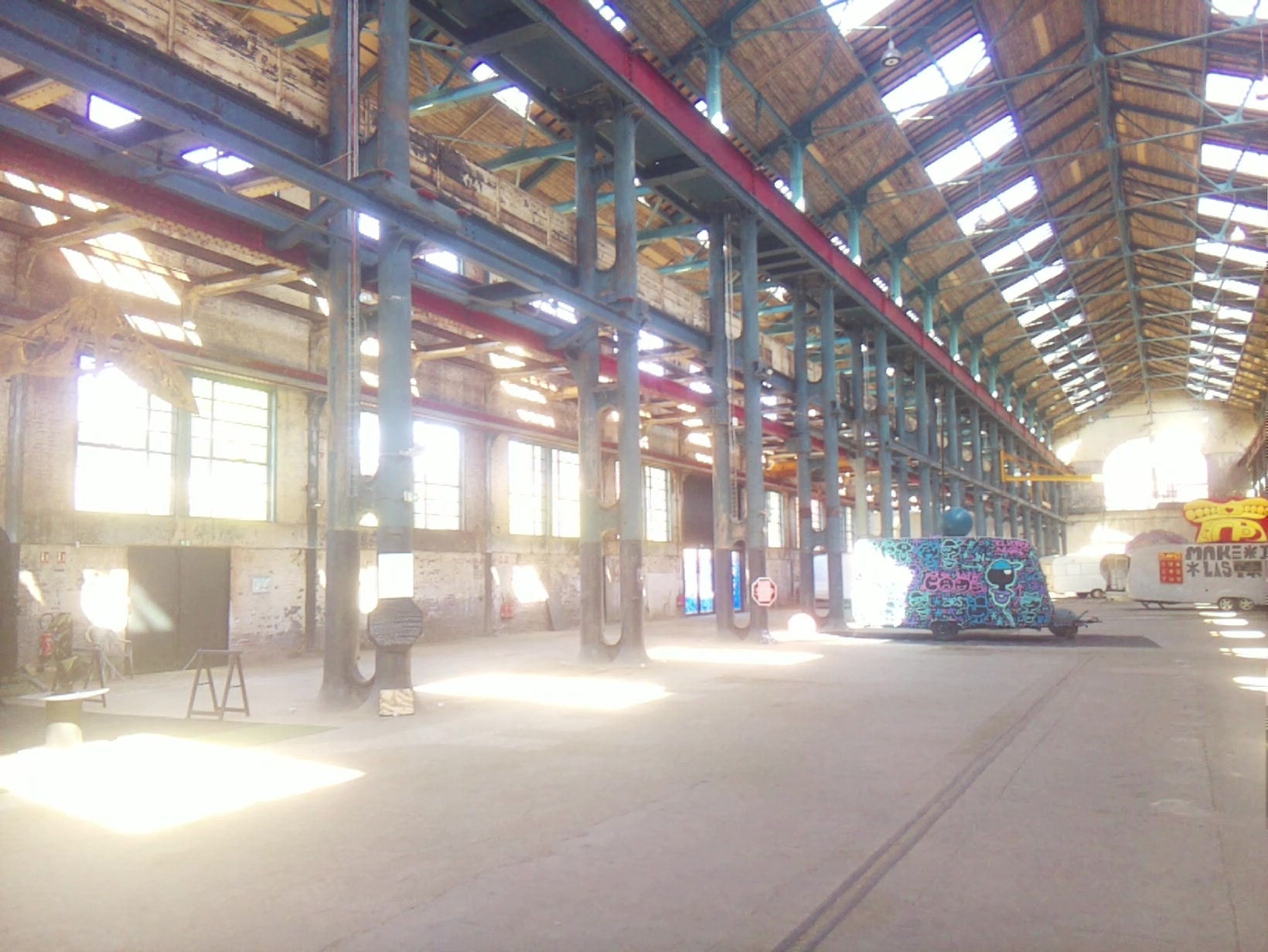 APB! Crime Reference: 689608C9B93CC. A Metha addict is wanted for lurking