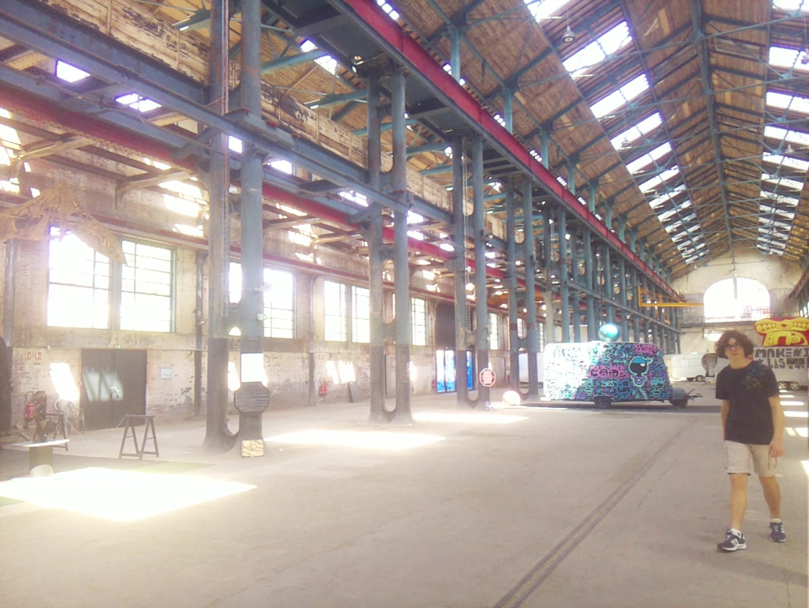 APB! Crime Reference: 689B40F0DBE54. A Metha addict is wanted for lurking