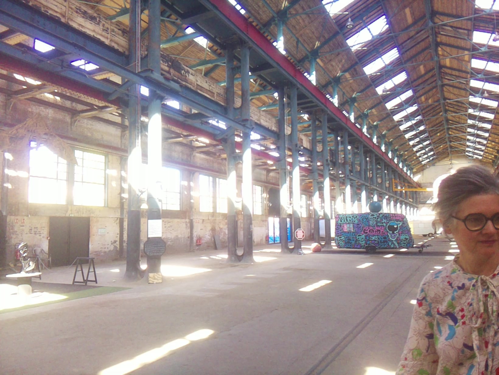 APB! Crime Reference: 68AB1EF87BE1A. A Metha addict is wanted for lurking