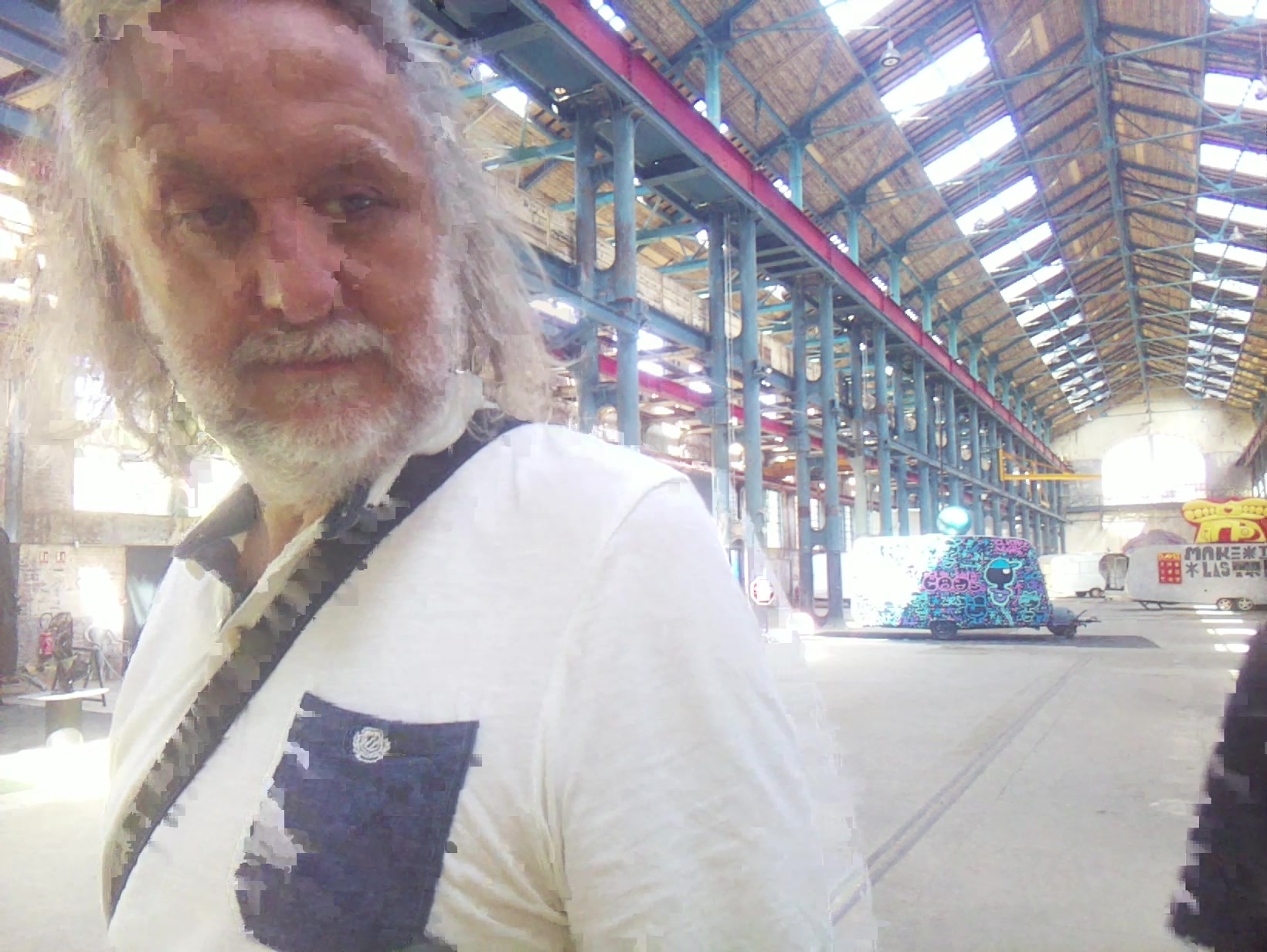 APB! Crime Reference: 689B40FB36C1E. A Metha addict is wanted for lurking