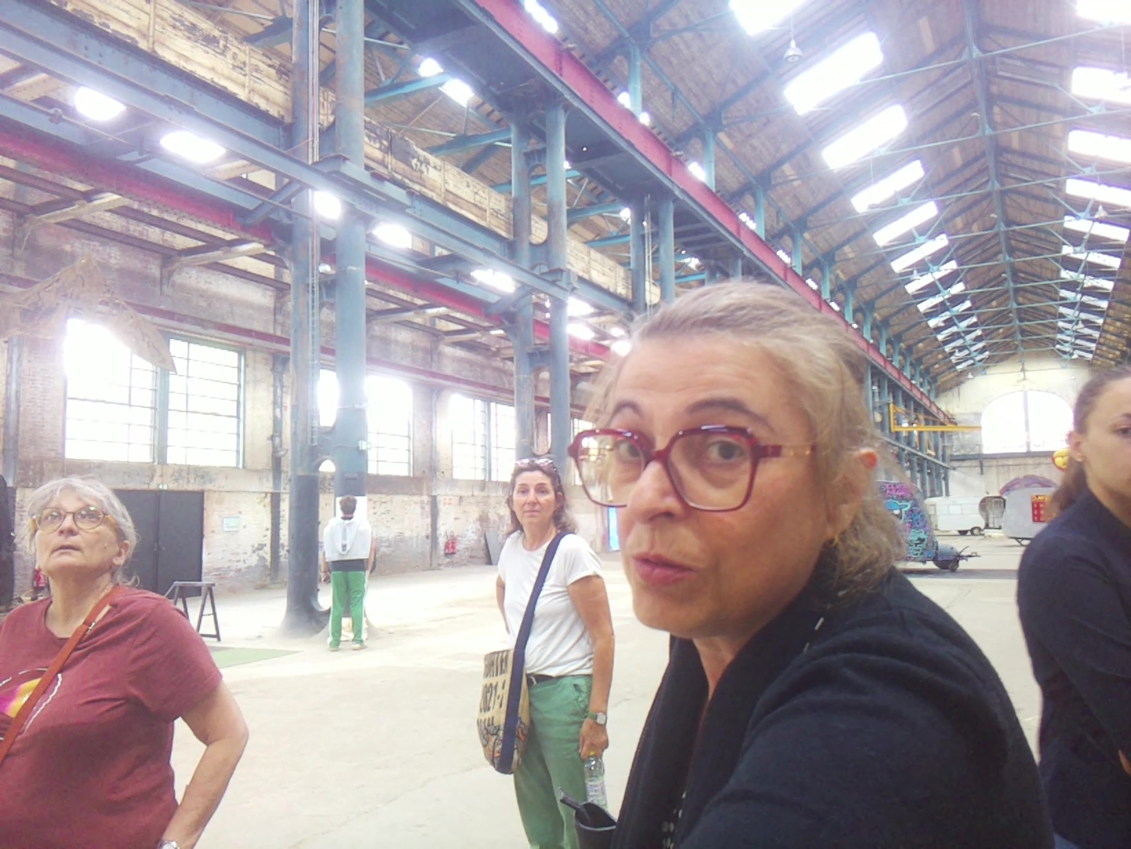 APB! Crime Reference: 68A5C07FD6D2D. A Metha addict is wanted for lurking