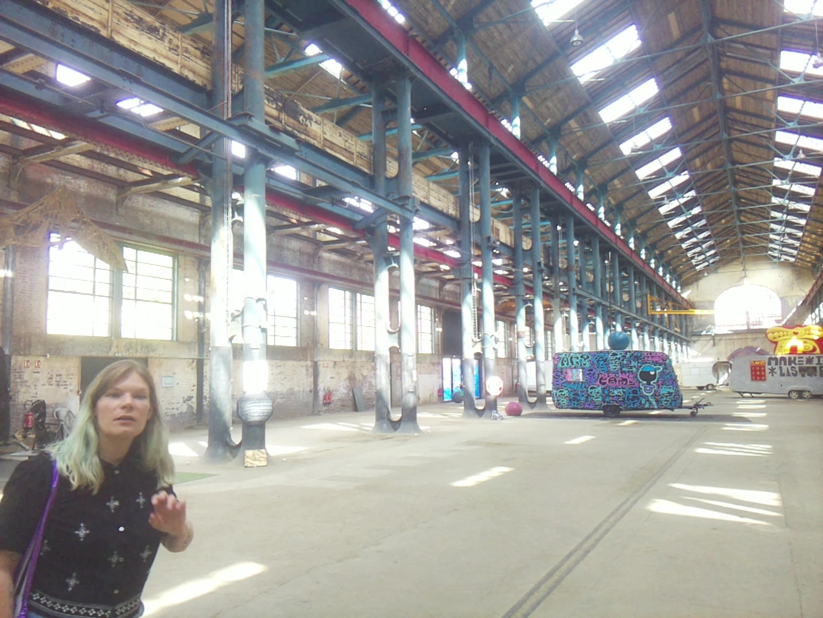 APB! Crime Reference: 68AF112A5DED5. A Metha addict is wanted for lurking