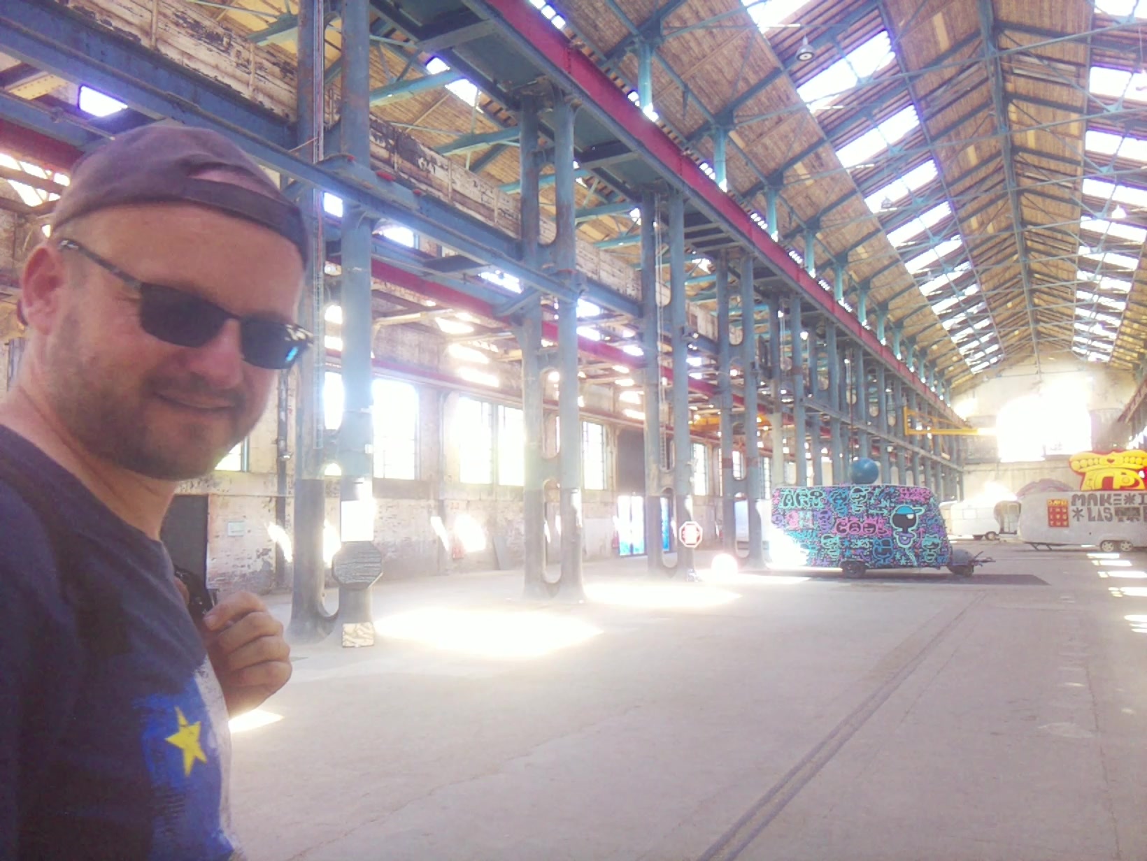 APB! Crime Reference: 6894B5CC2BC8B. A Metha addict is wanted for lurking