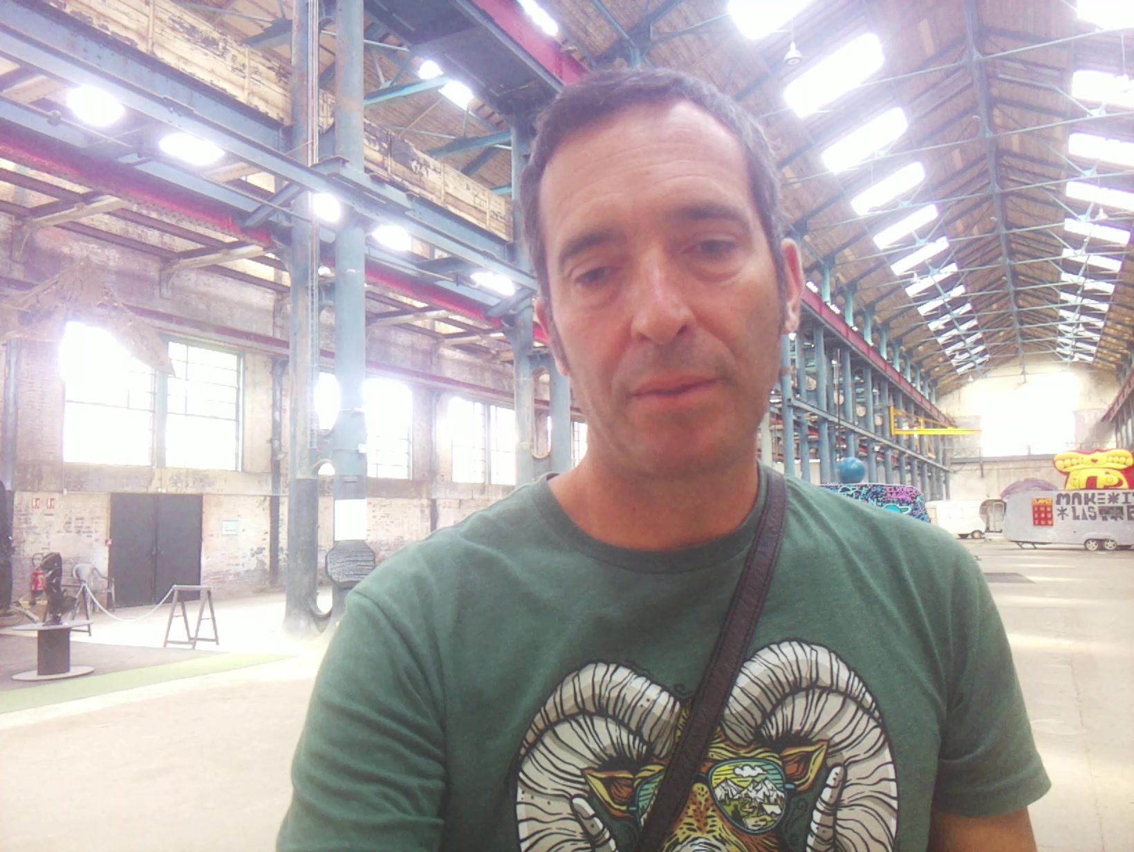 APB! Crime Reference: 68B1AED2C4AD2. A Metha addict is wanted for lurking