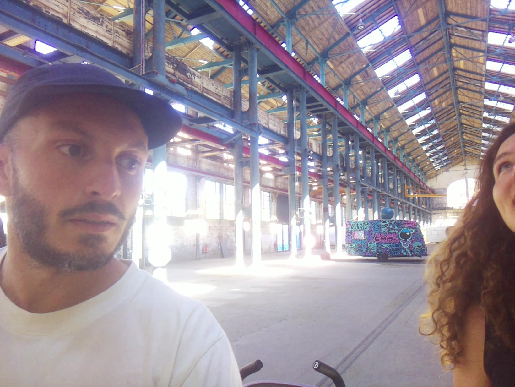 APB! Crime Reference: 68A9BA2381FE3. A Metha addict is wanted for lurking