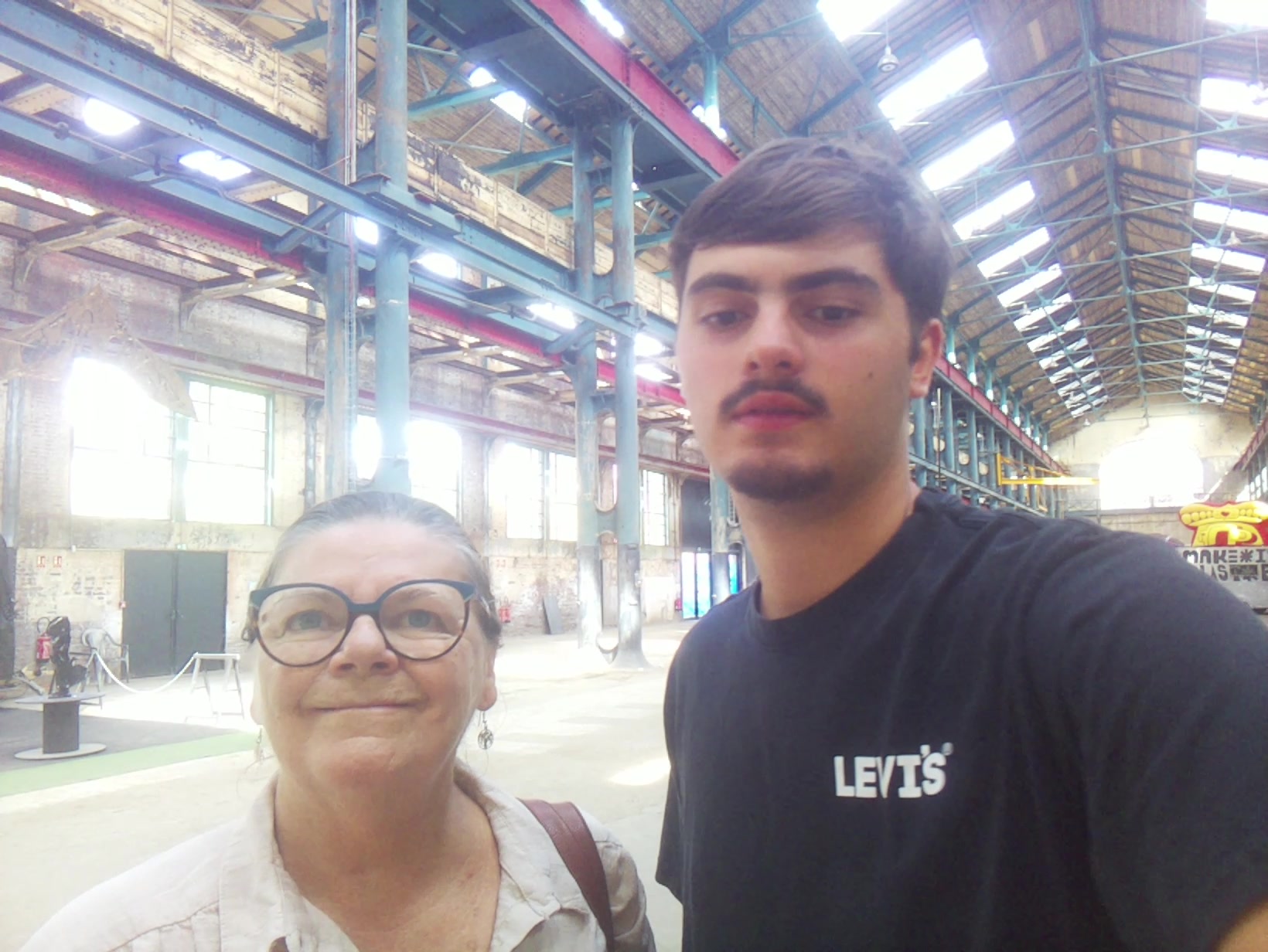 APB! Crime Reference: 68B05EBF4D23C. A Metha addict is wanted for lurking